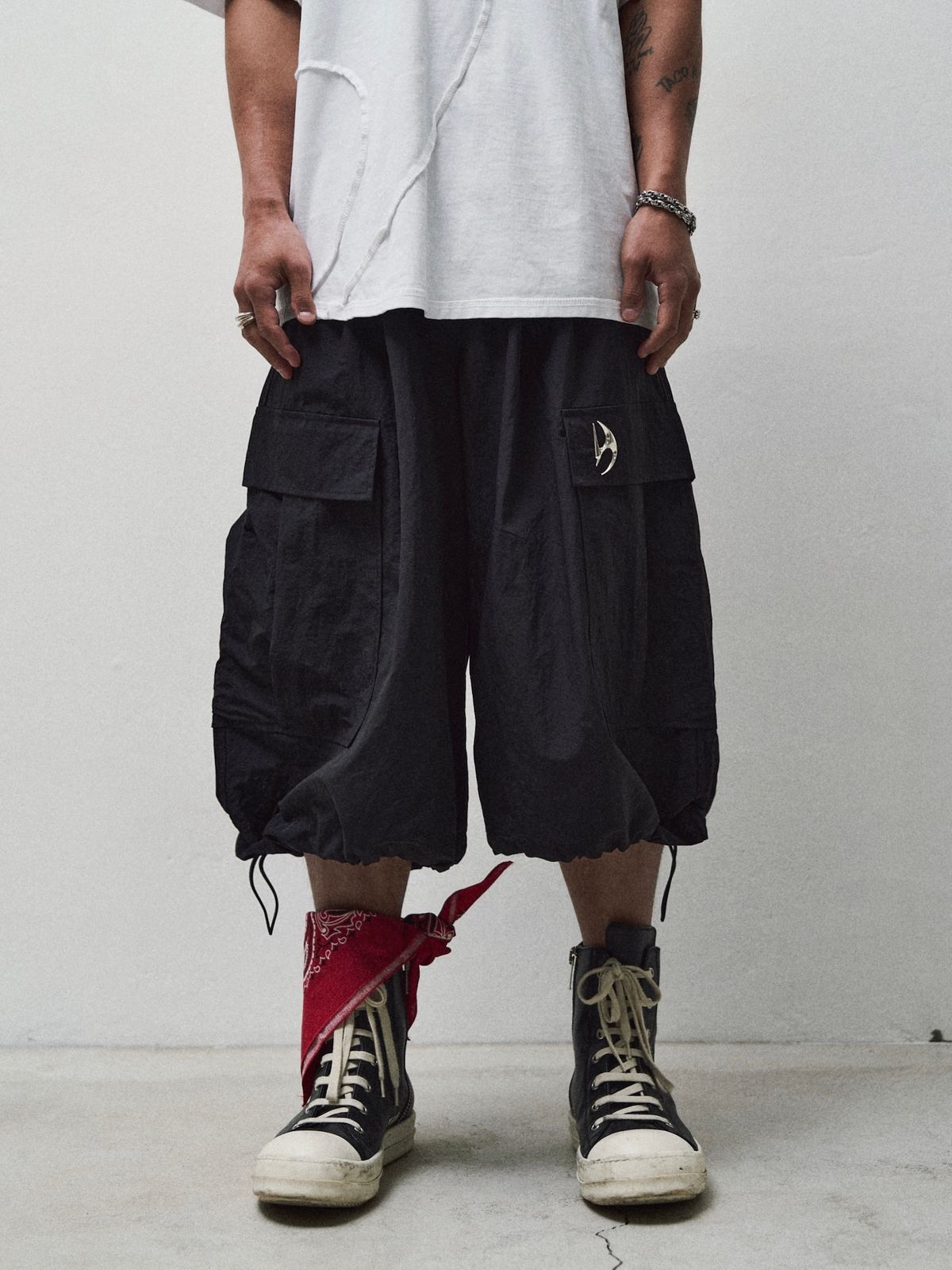 디에스엠티(DSMT) GRAVITY-8 PANTS_BLACK