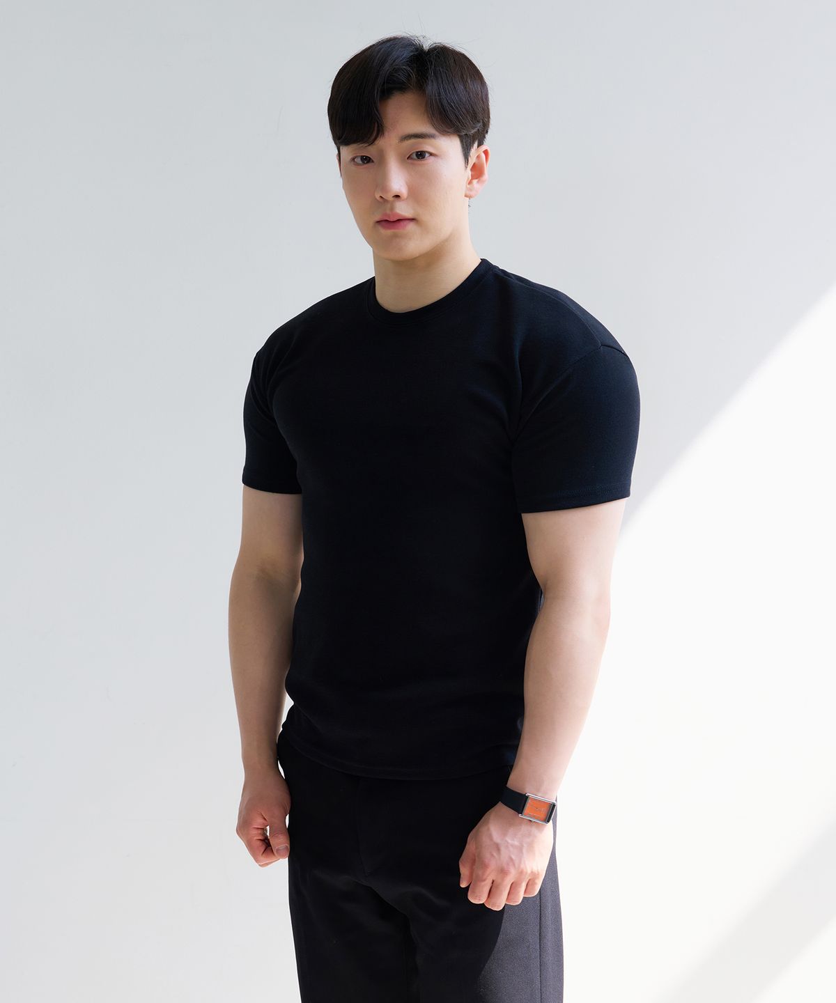 핵쿨남(HECKCOOLNAM) 어깨넓어보이는 쫀득 고급원단 남자 머슬핏 반팔 티셔츠