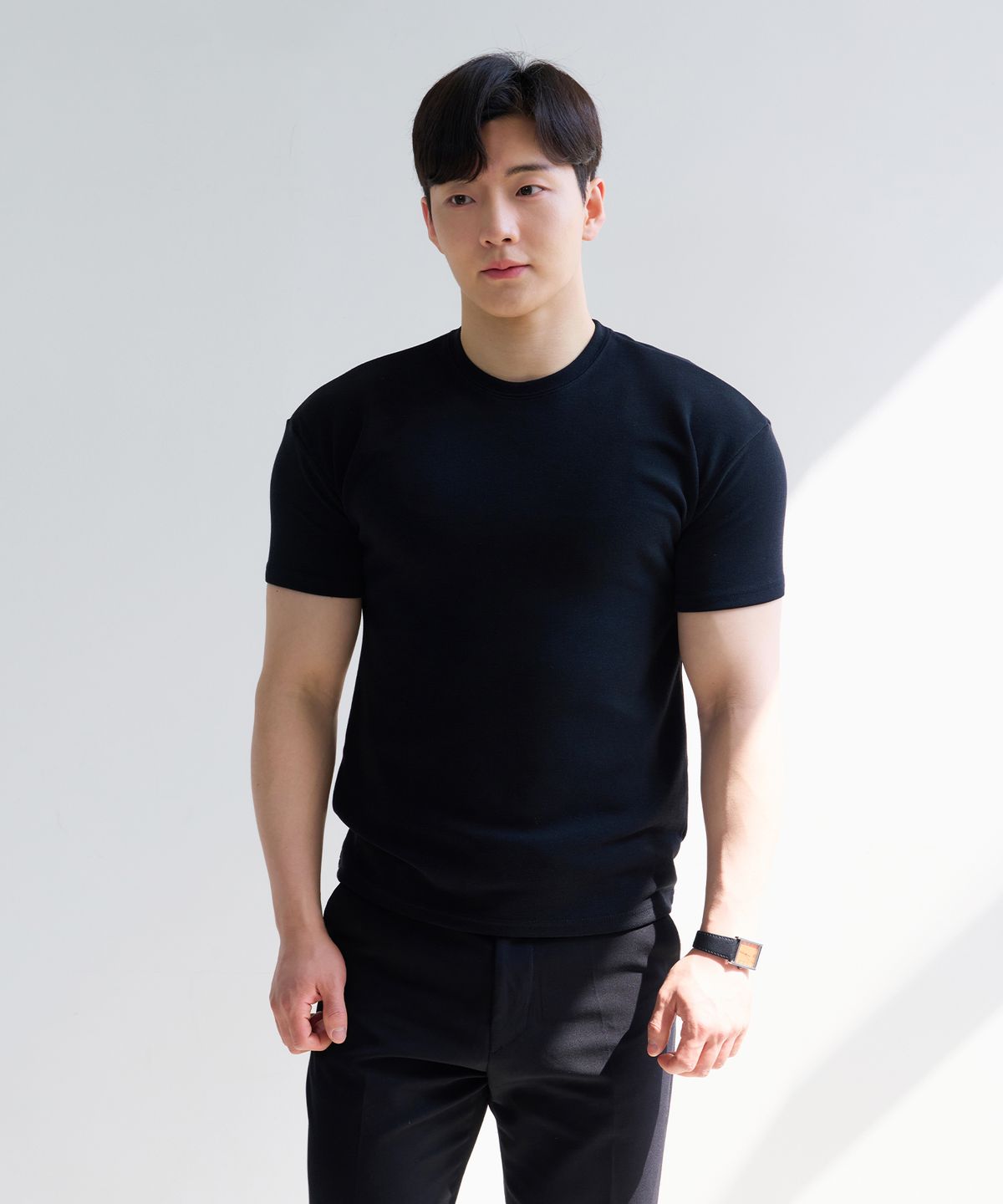 핵쿨남(HECKCOOLNAM) 어깨넓어보이는 쫀득 고급원단 남자 머슬핏 반팔 티셔츠