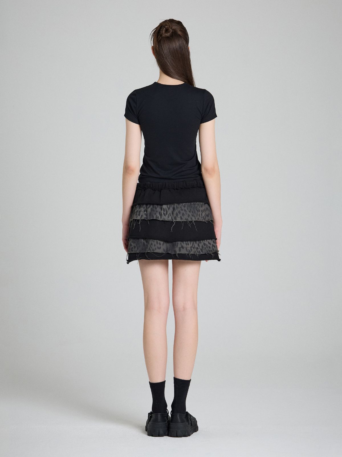 샐러드바구니(SALAD BAGUNI) Frill layered inner shorts skirt - black