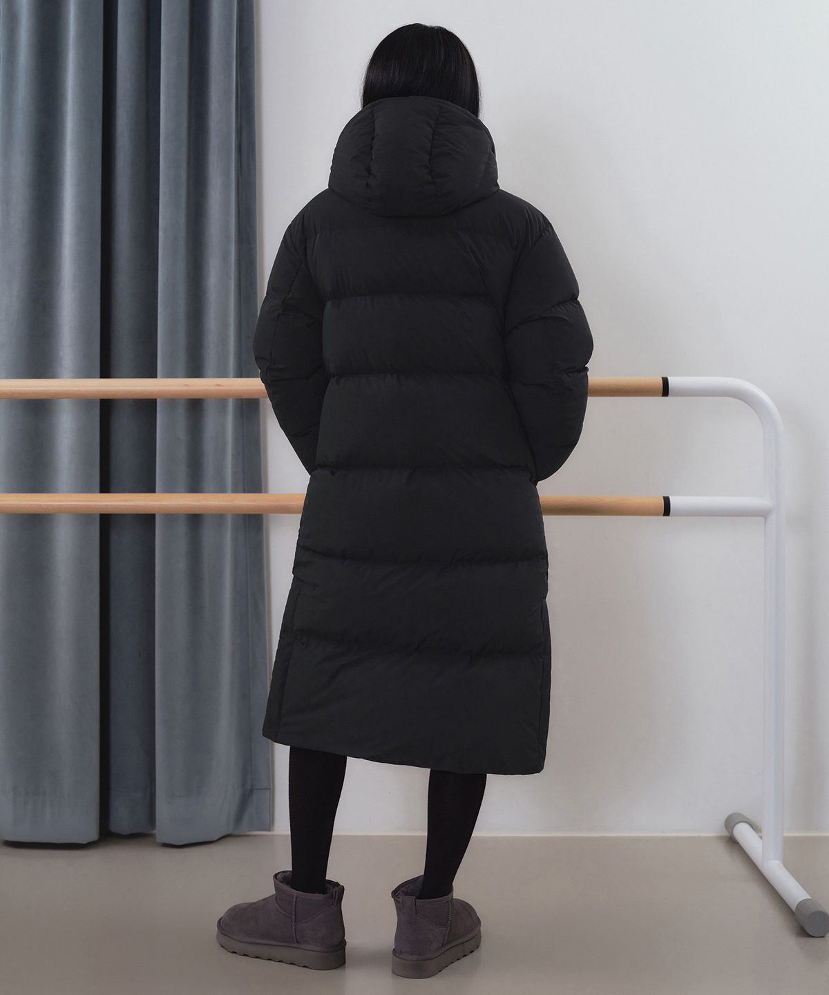무신사 스탠다드 우먼(MUSINSA STANDARD WOMAN) 우먼즈 롱 다운 파카 [블랙]
