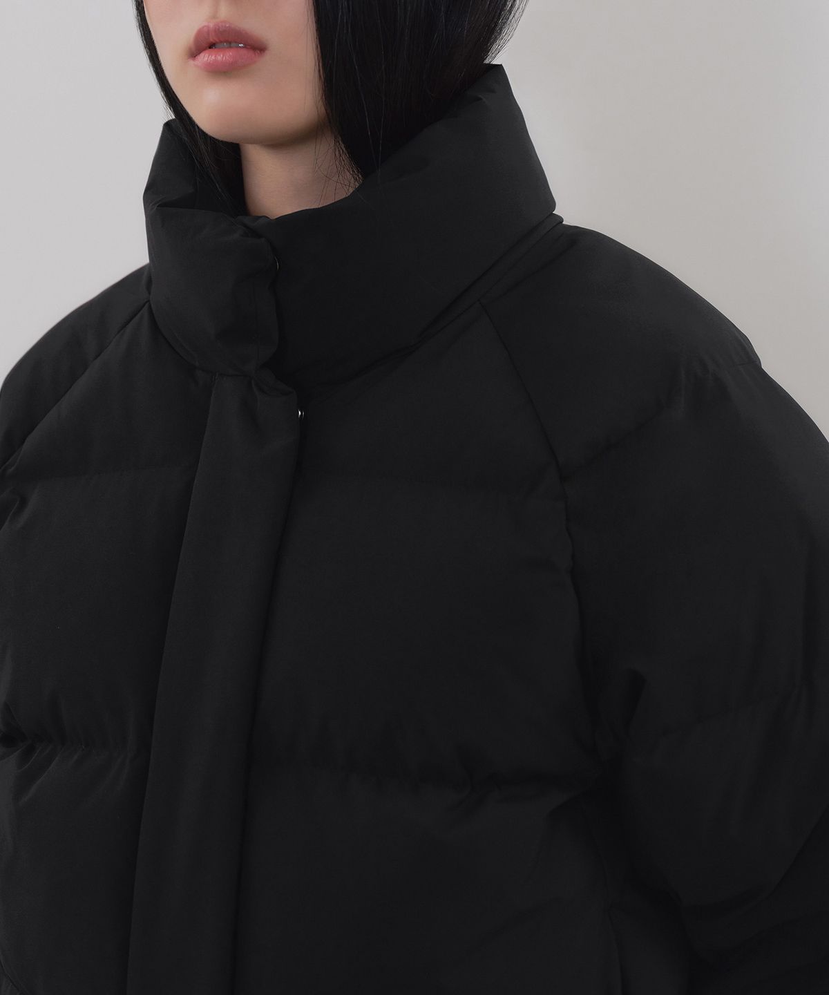 무신사 스탠다드 우먼(MUSINSA STANDARD WOMAN) 우먼즈 데일리 푸퍼 래글런 숏 패딩 재킷 [블랙]