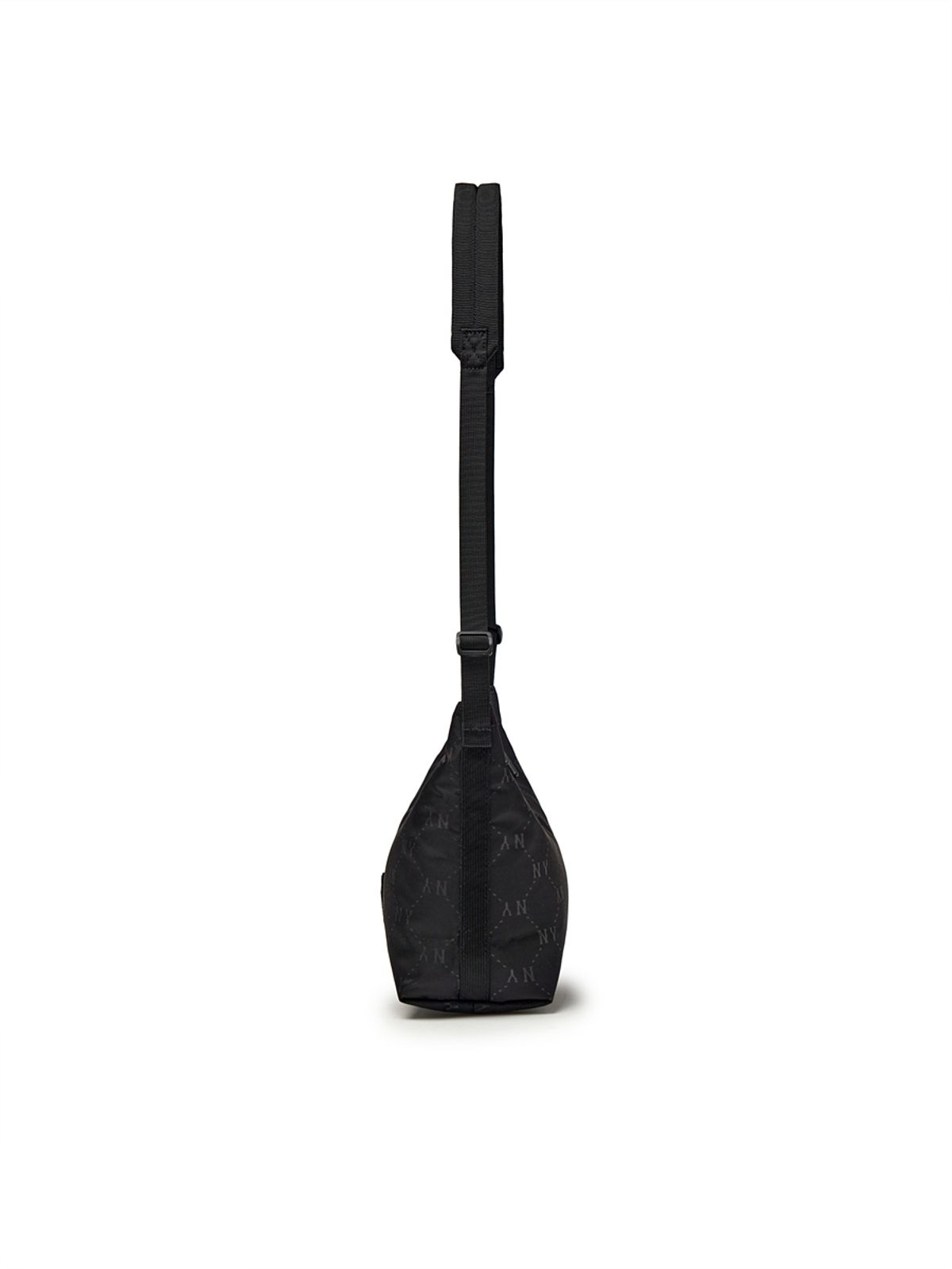 엠엘비(MLB) 다이아 모노그램 스포티브 호보백 NY (Black)