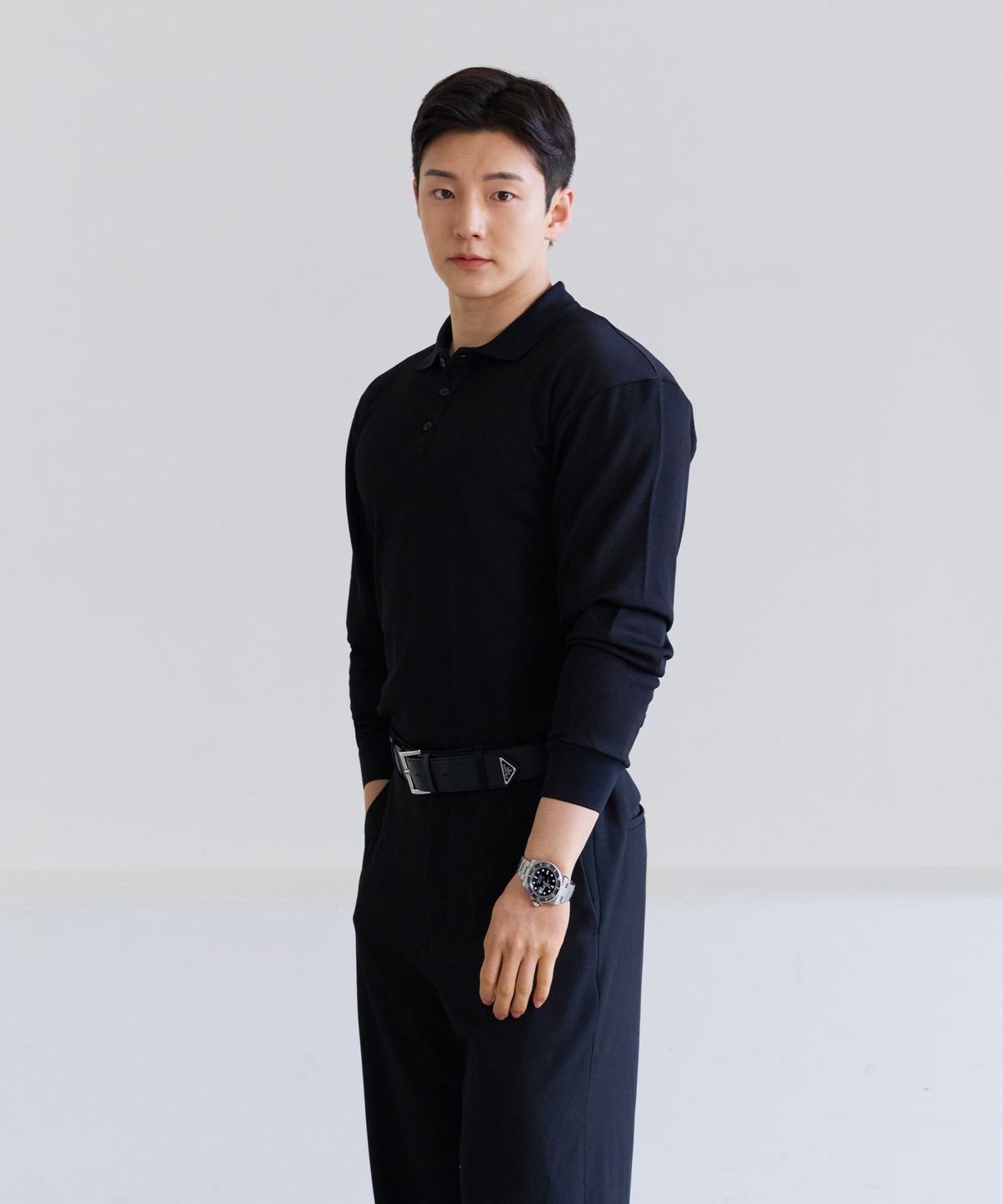 핵쿨남(HECKCOOLNAM) 어깨넓어보이는 남자 머슬핏 긴팔 카라 티셔츠
