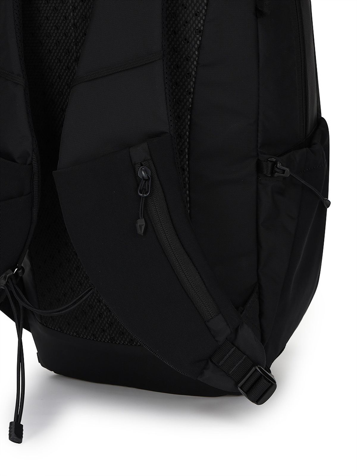 디스커버리 익스페디션(DISCOVERY EXPEDITION) 에어 스플리트 백팩 25 (BLACK)