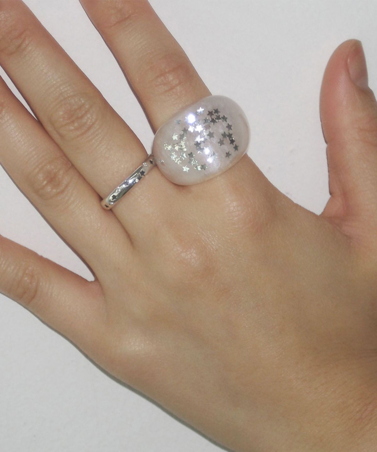 잇더즌매터(IT DOESN'T MATTER) [Formica] Puffy ring (White)