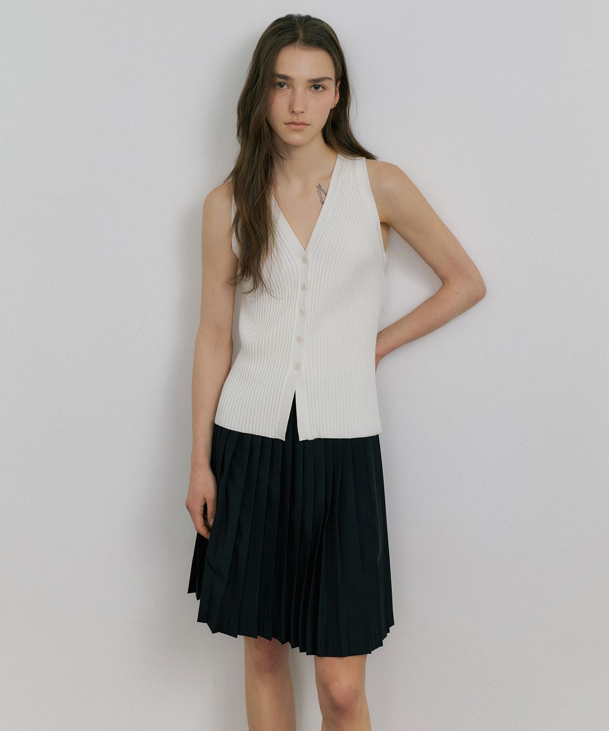 오떼뜨(OCTETTE) ONE BY ONE PLEATS SKIRTS_2COLOR