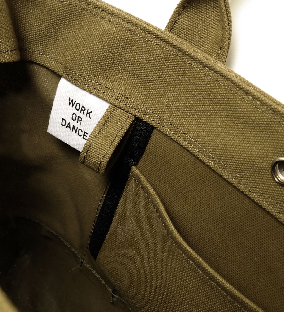 워크 오얼 댄스(WORK OR DANCE) 003 SMALL KHAKI