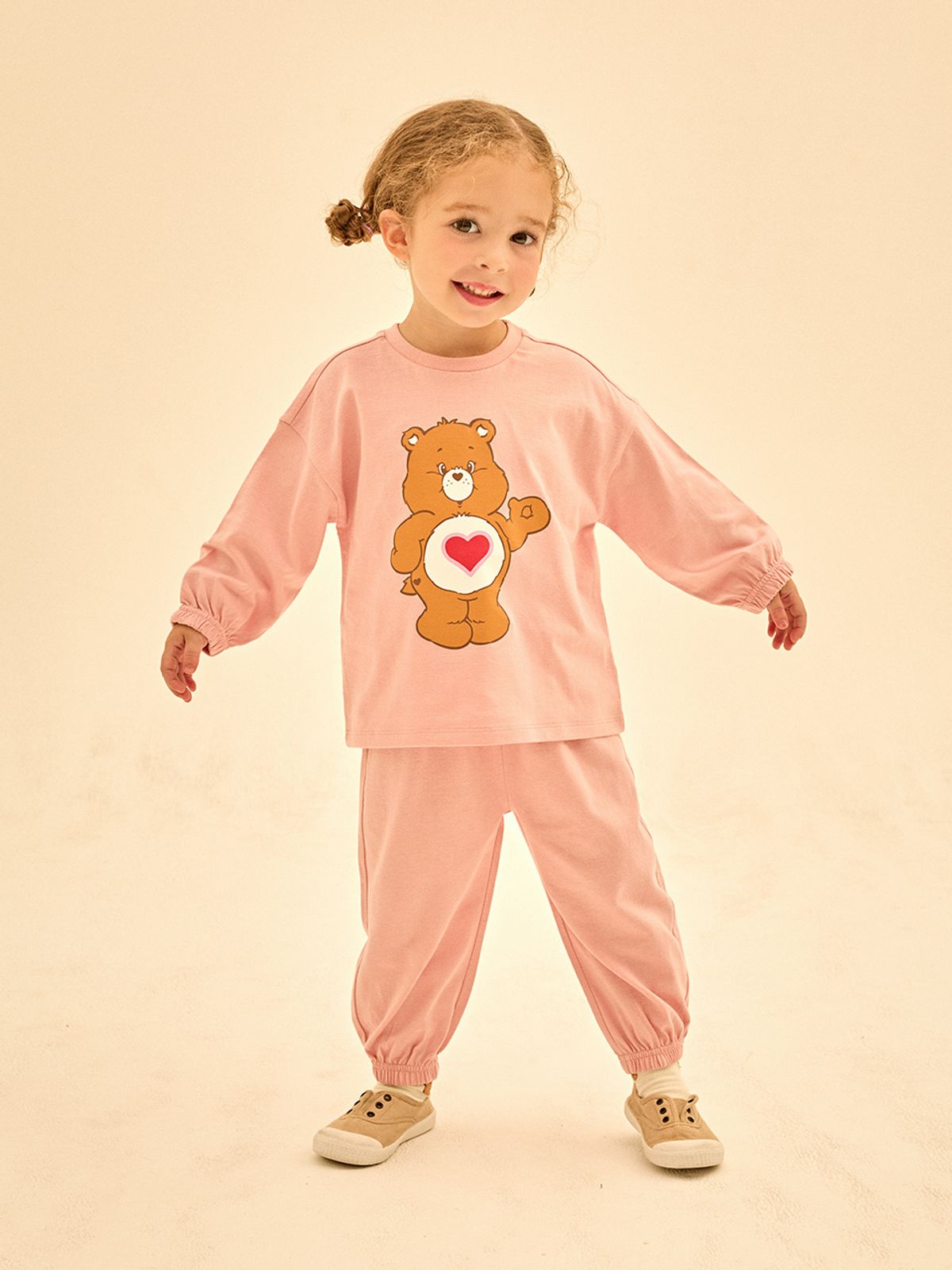 케어베어(CAREBEARS) 안녕 텐더하트베어 오버핏 조거 상하복