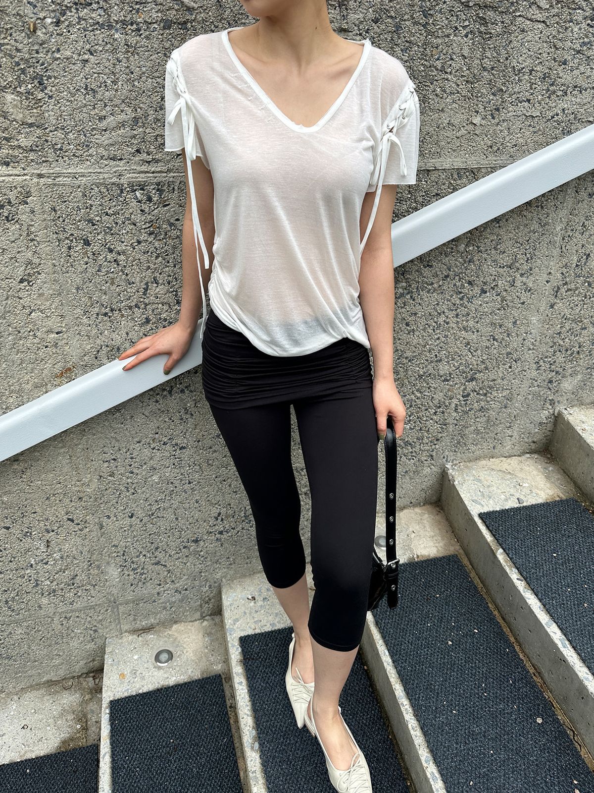 리게(RIGHE) SEETHROUGH SLIM LINE TSHIRT WHITE