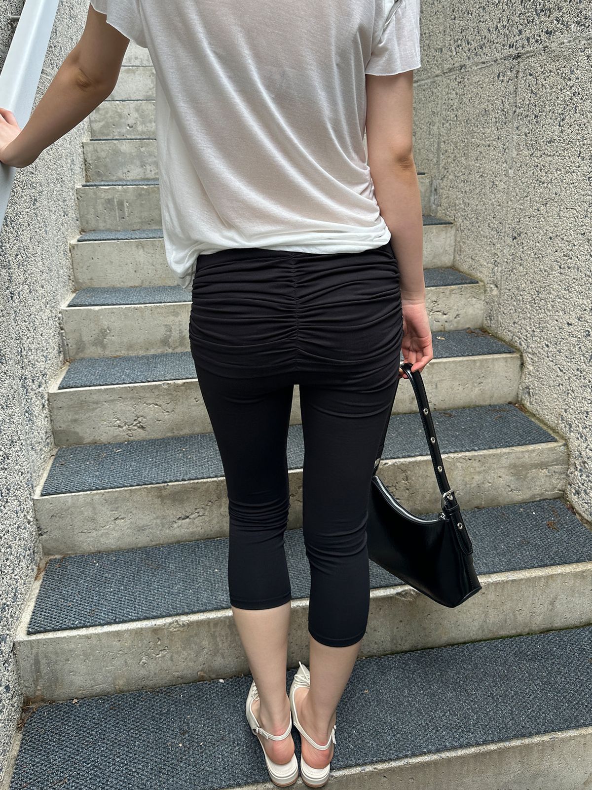 리게(RIGHE) SHIRRING COMFORT TWO-PIECE LEGGINGS BLACK