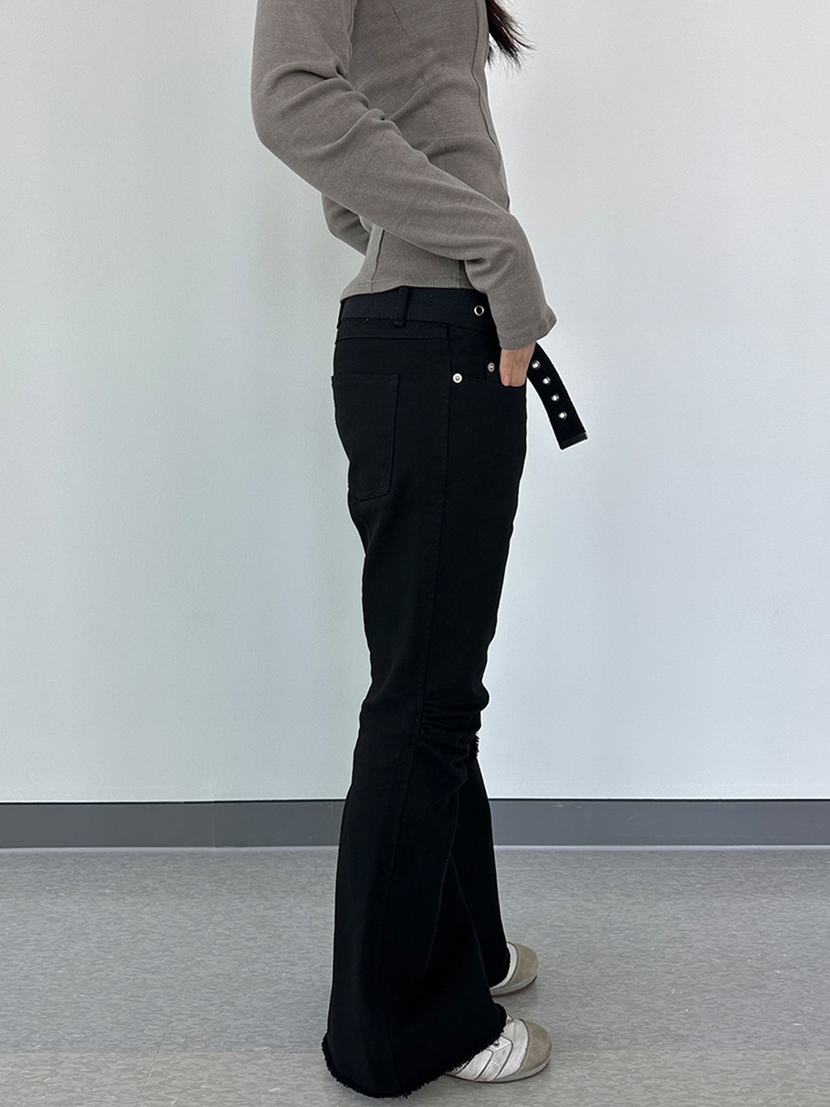 리게(RIGHE) LOW RISE PANTS BLACK