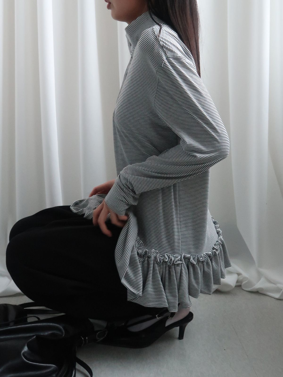 리게(RIGHE) STRIPE WRINKLES TSHIRT WHITE