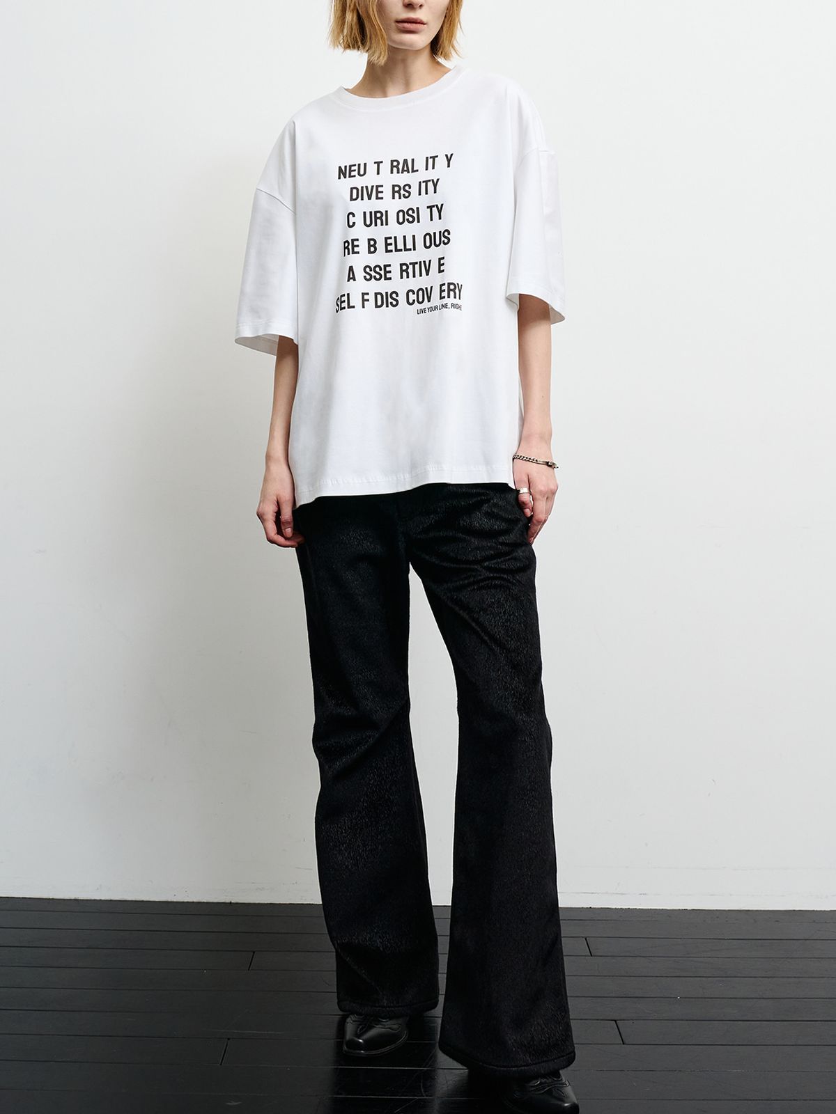 리게(RIGHE) GRAPHIC OVER TSHIRT WHITE