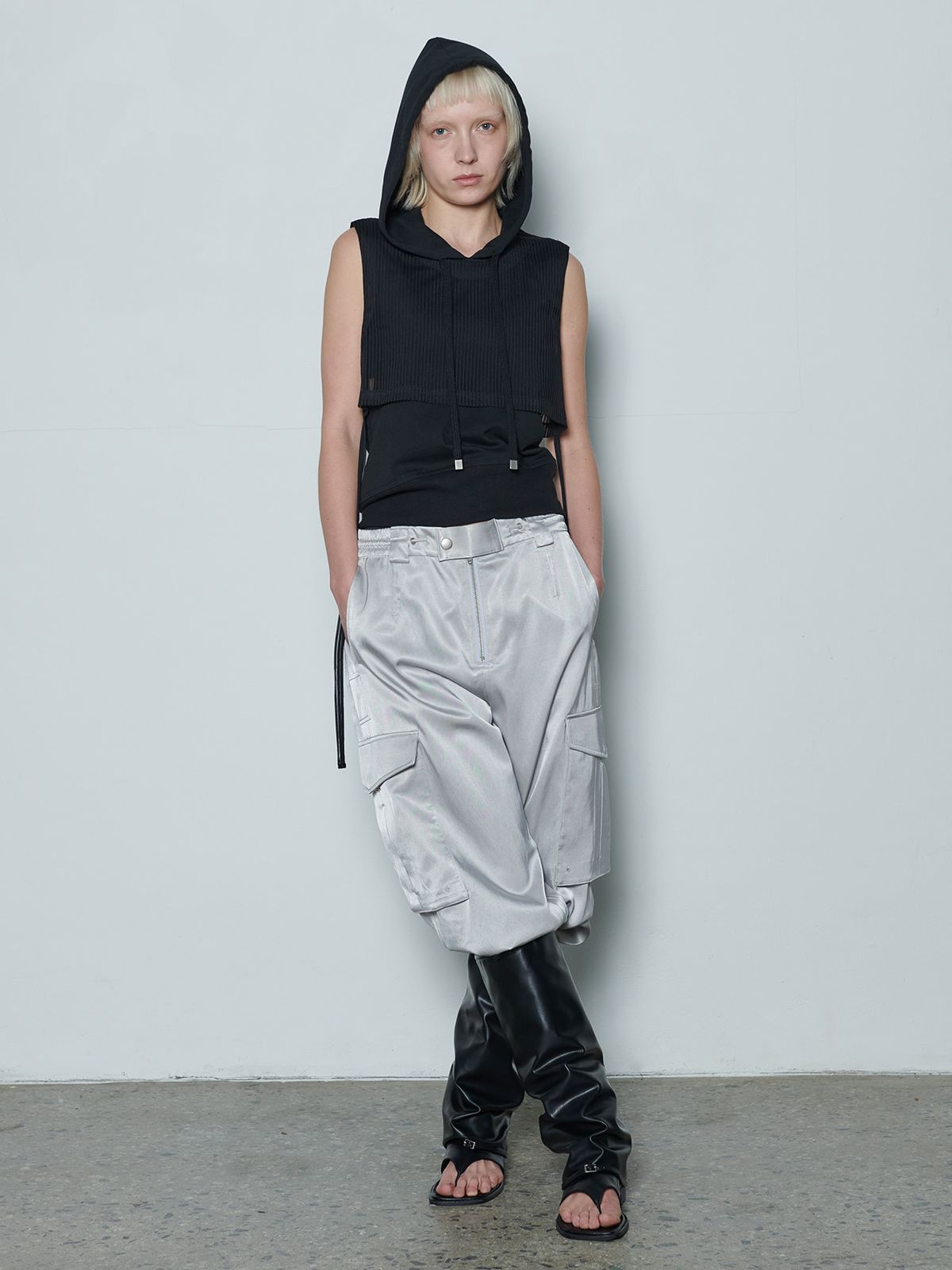 리게(RIGHE) LAYERED HOODIE VEST_MESH BLACK