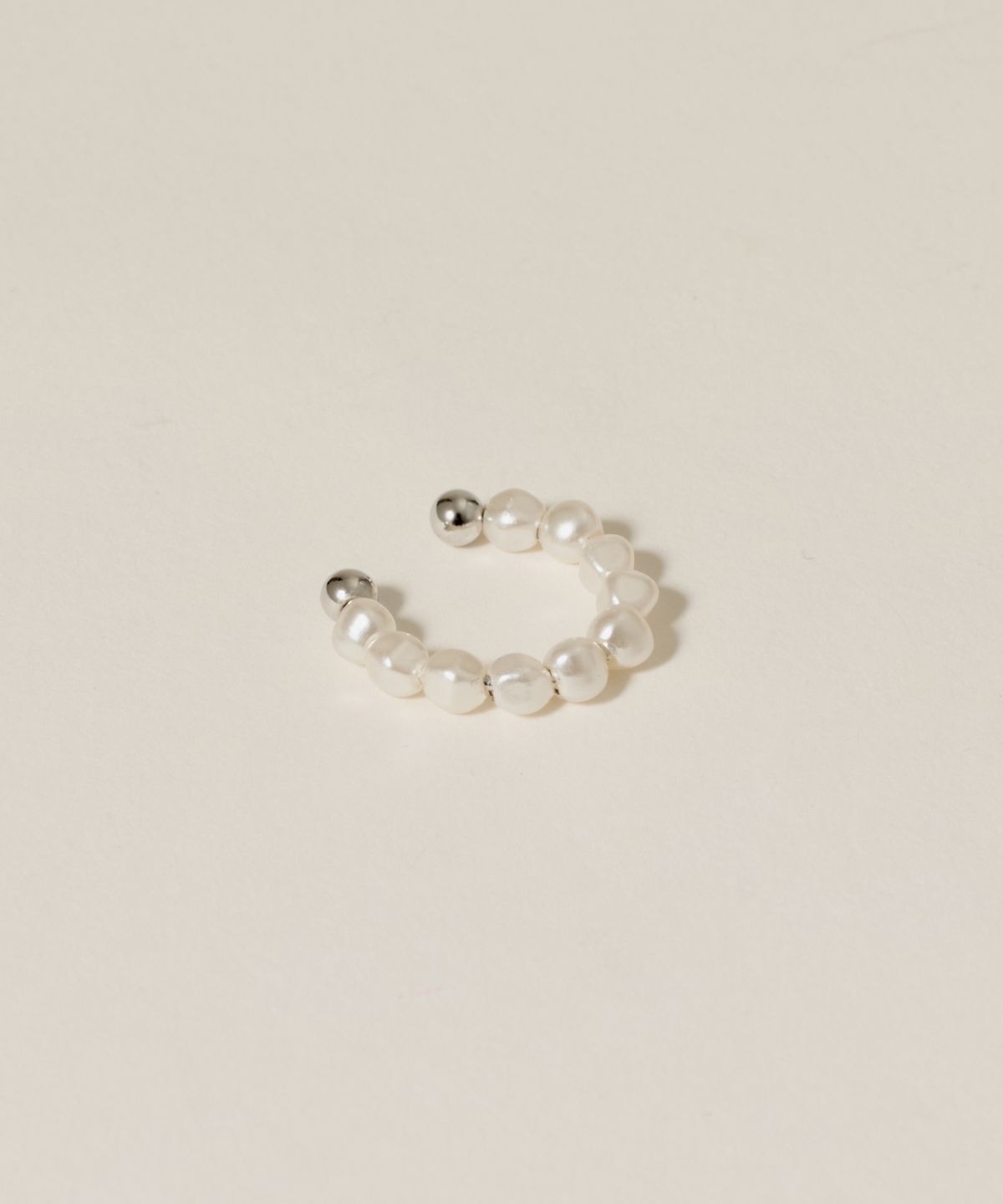 노비스도쿄(NOVICE TOKYO) 바로크 진주 이어커프 Baroque Pearl Ear Cuff / silver