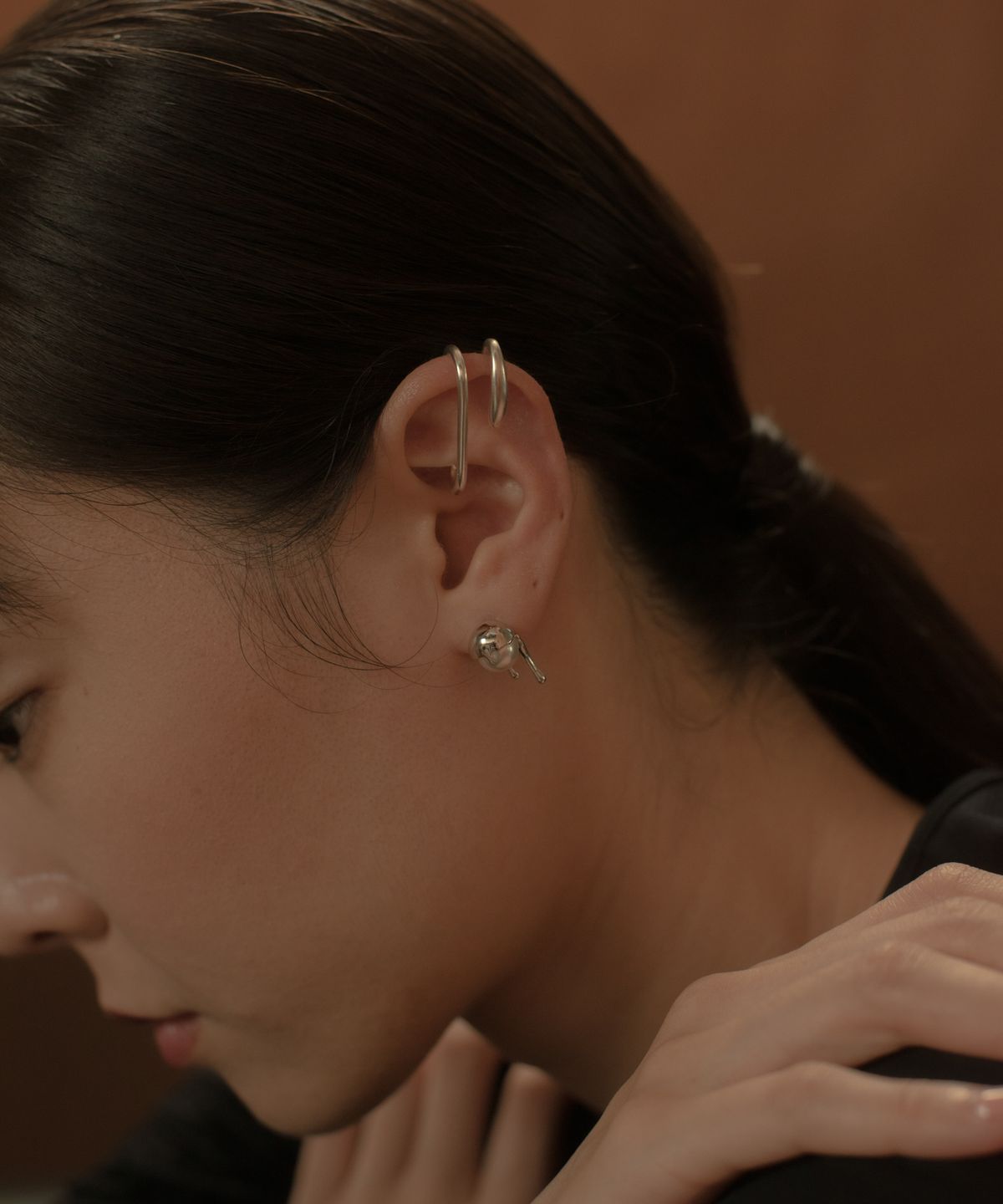 노비스도쿄(NOVICE TOKYO) 더블 라인 안테나 이어커프 Double Line Antenna Ear Cuff / silver