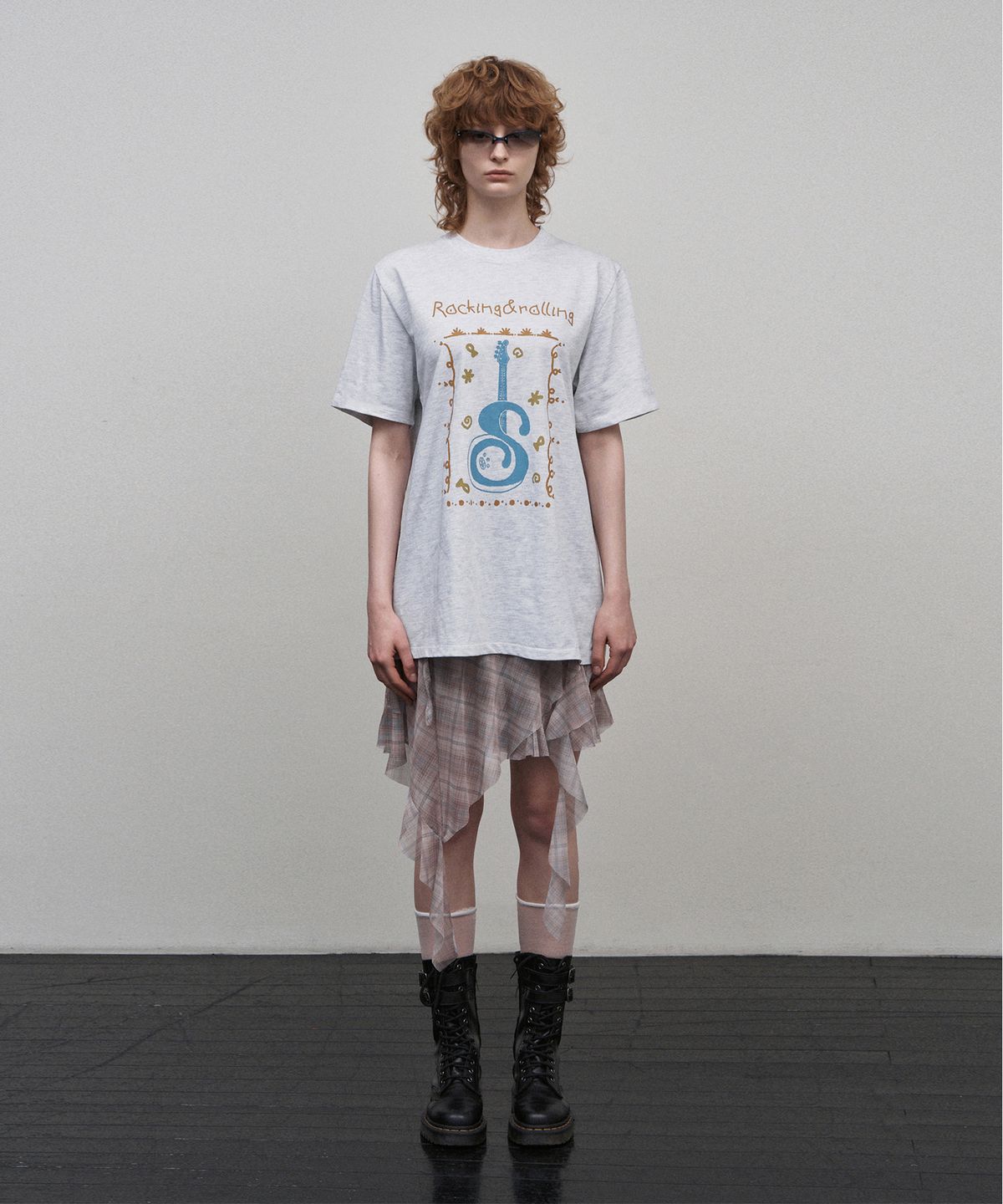 소어티(SOEOTI) Rock n’ Roll Tee (M.Grey)