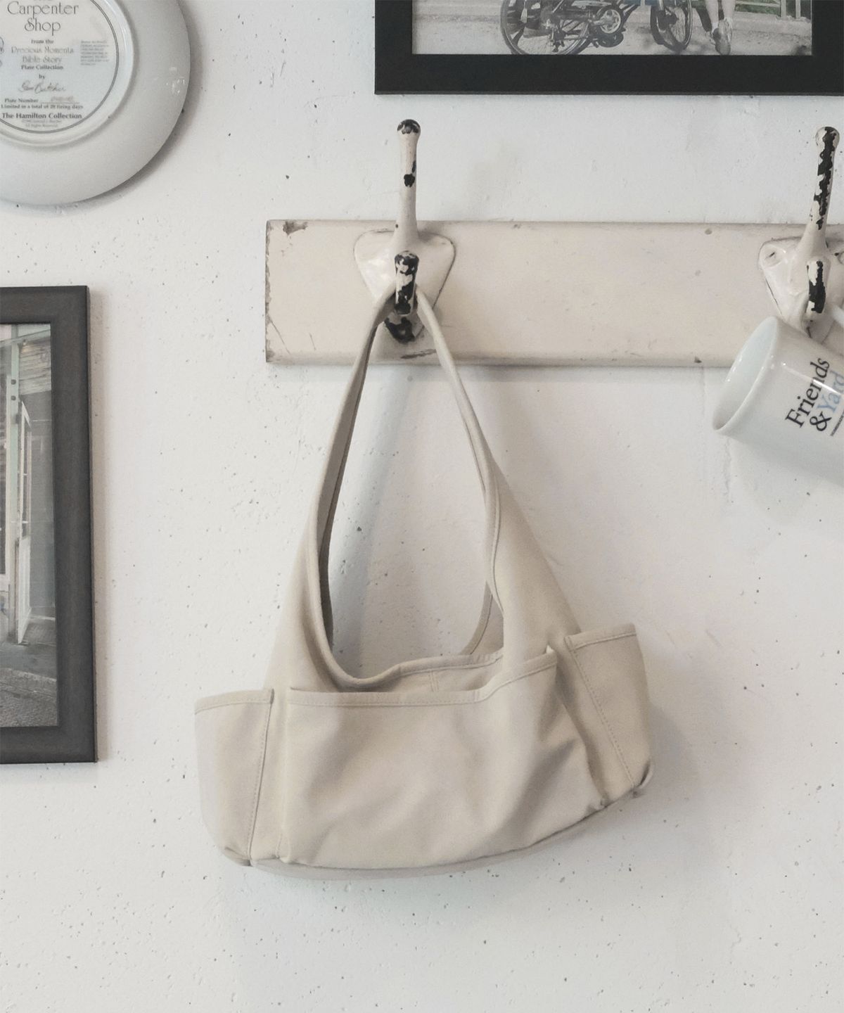 오브히(OVHEE) 포니 숄더백 Poni Shoulder Bag_Oatmeal