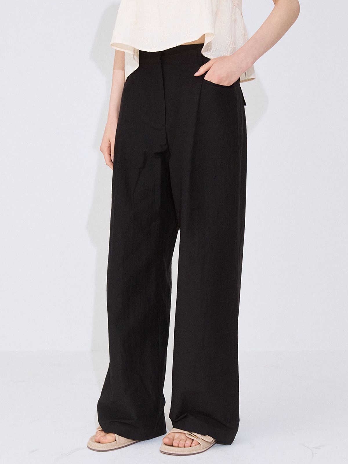 레이허(RAYHER) AIRY TUCK WIDE PANTS [BLACK]