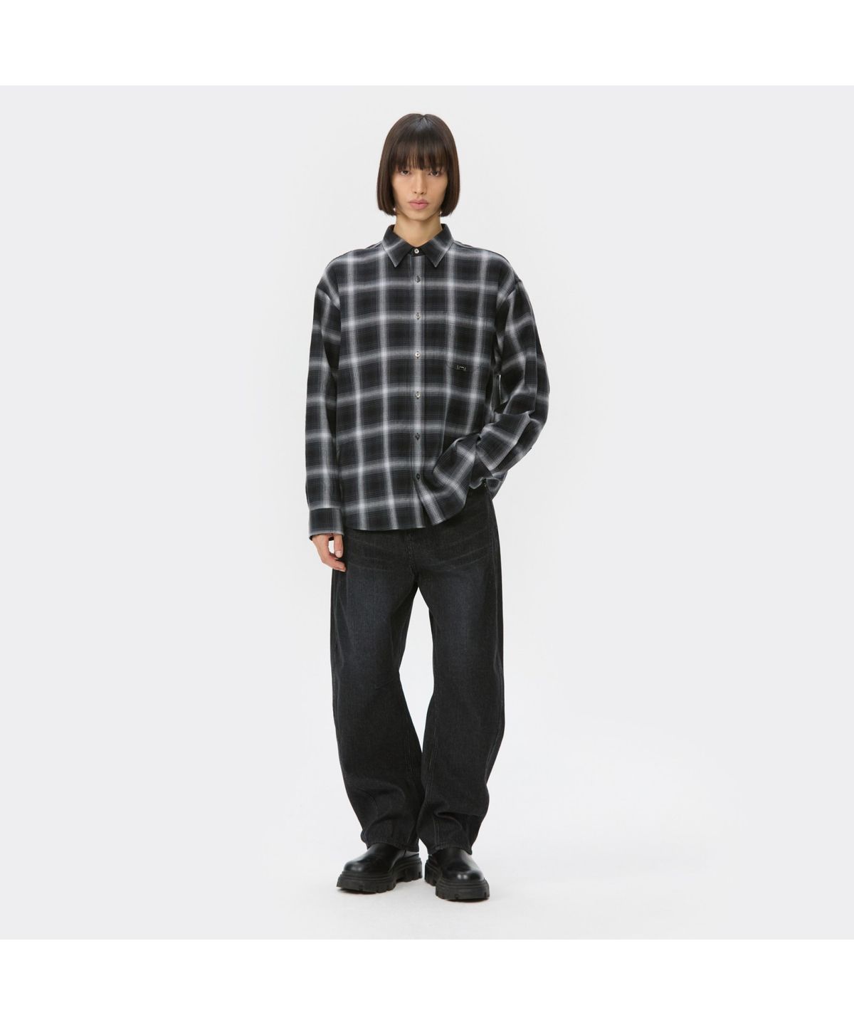 커스텀멜로우(CUSTOMELLOW) Black Dart Detail Corduroy Jeans CWPAA25594BKX