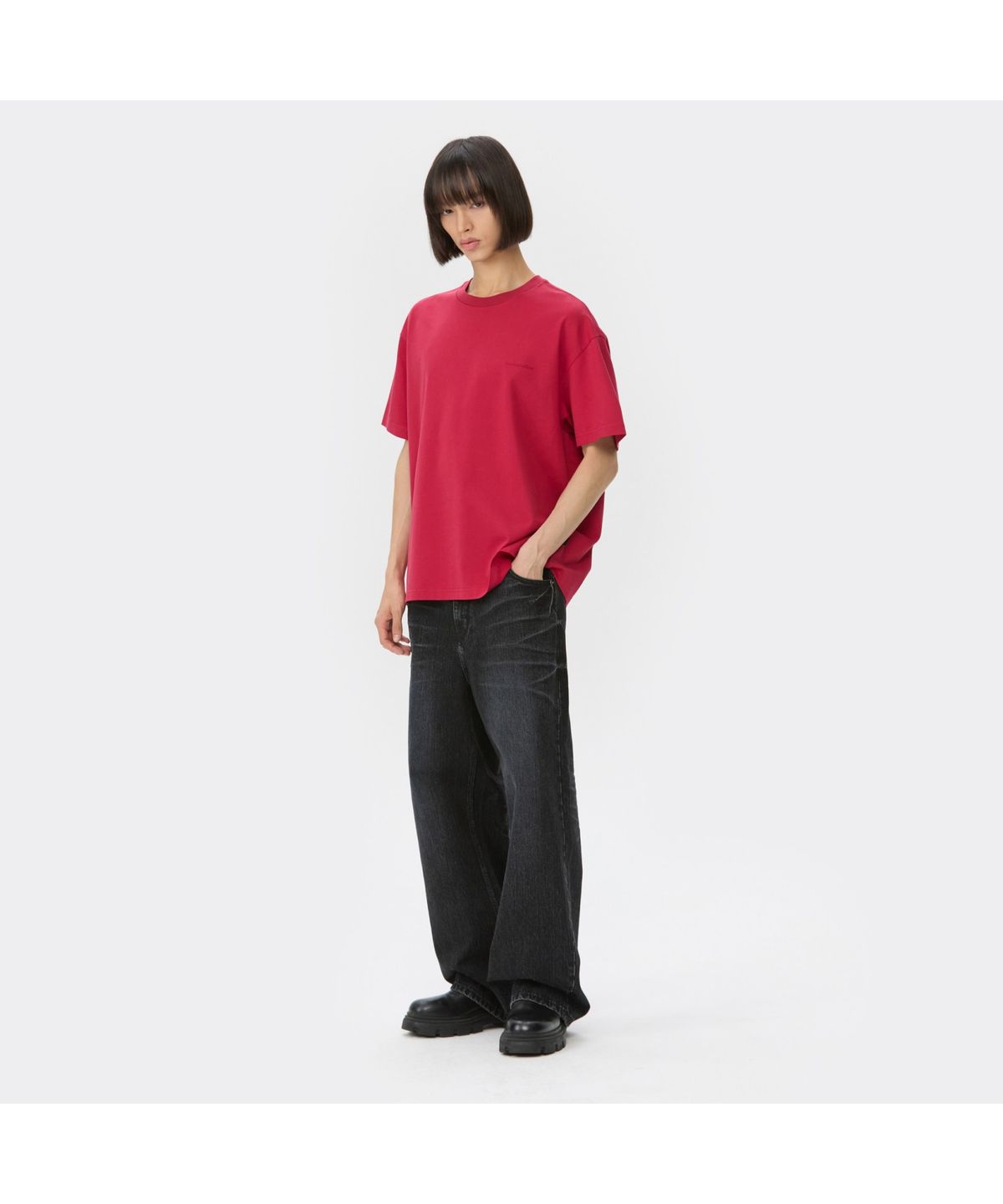 커스텀멜로우(CUSTOMELLOW) Black Wide Fit Embo Washed Jeans CWPAA25591BKX