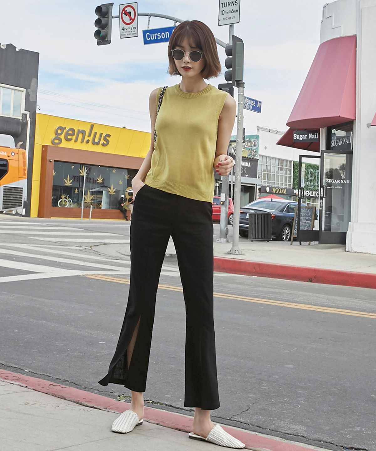 빼빼(BBAEBBAE) 앞트임 린넨 부츠컷 팬츠