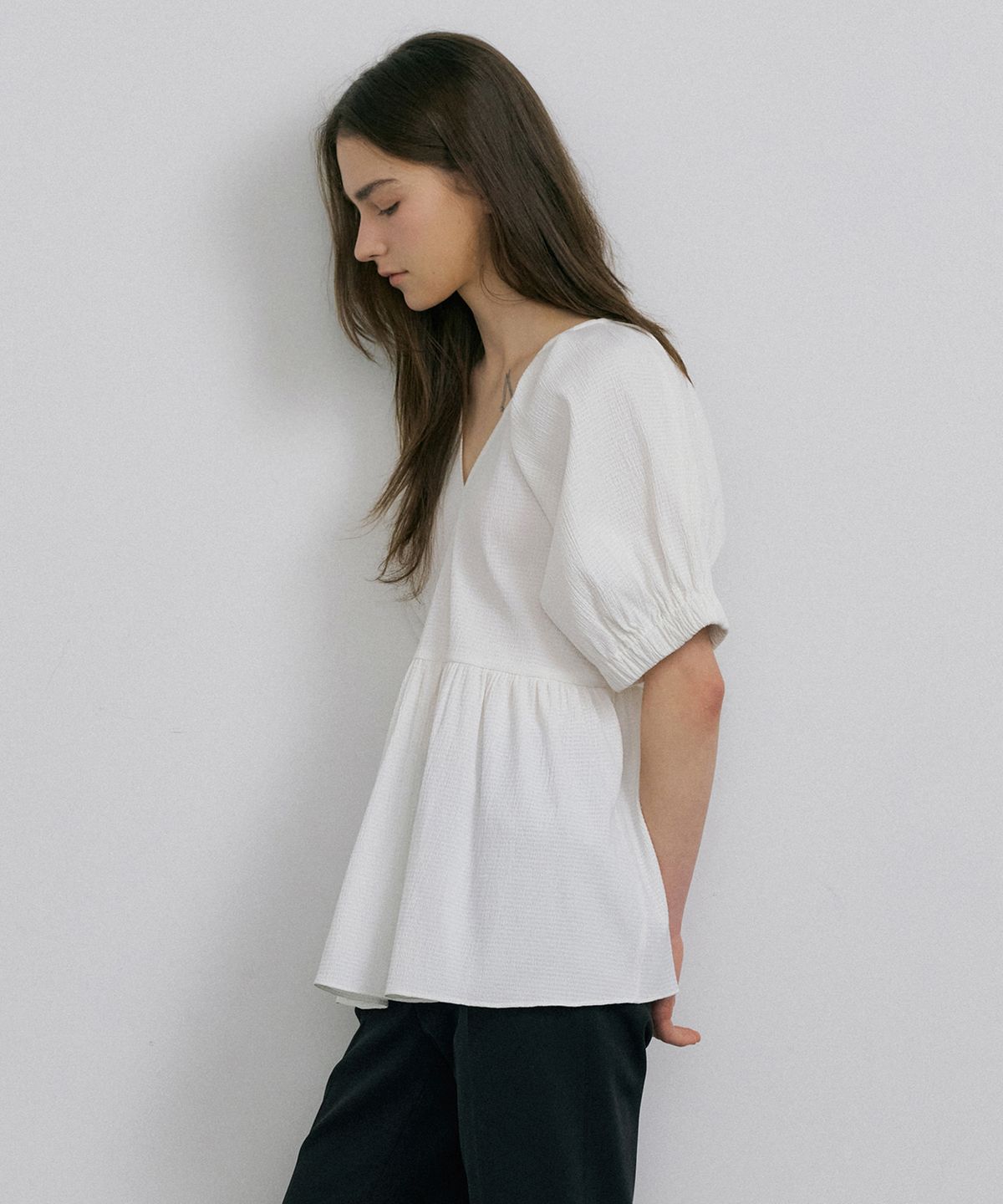 오떼뜨(OCTETTE) SEERSUCKER VOLUME BLOUSE_WHITE