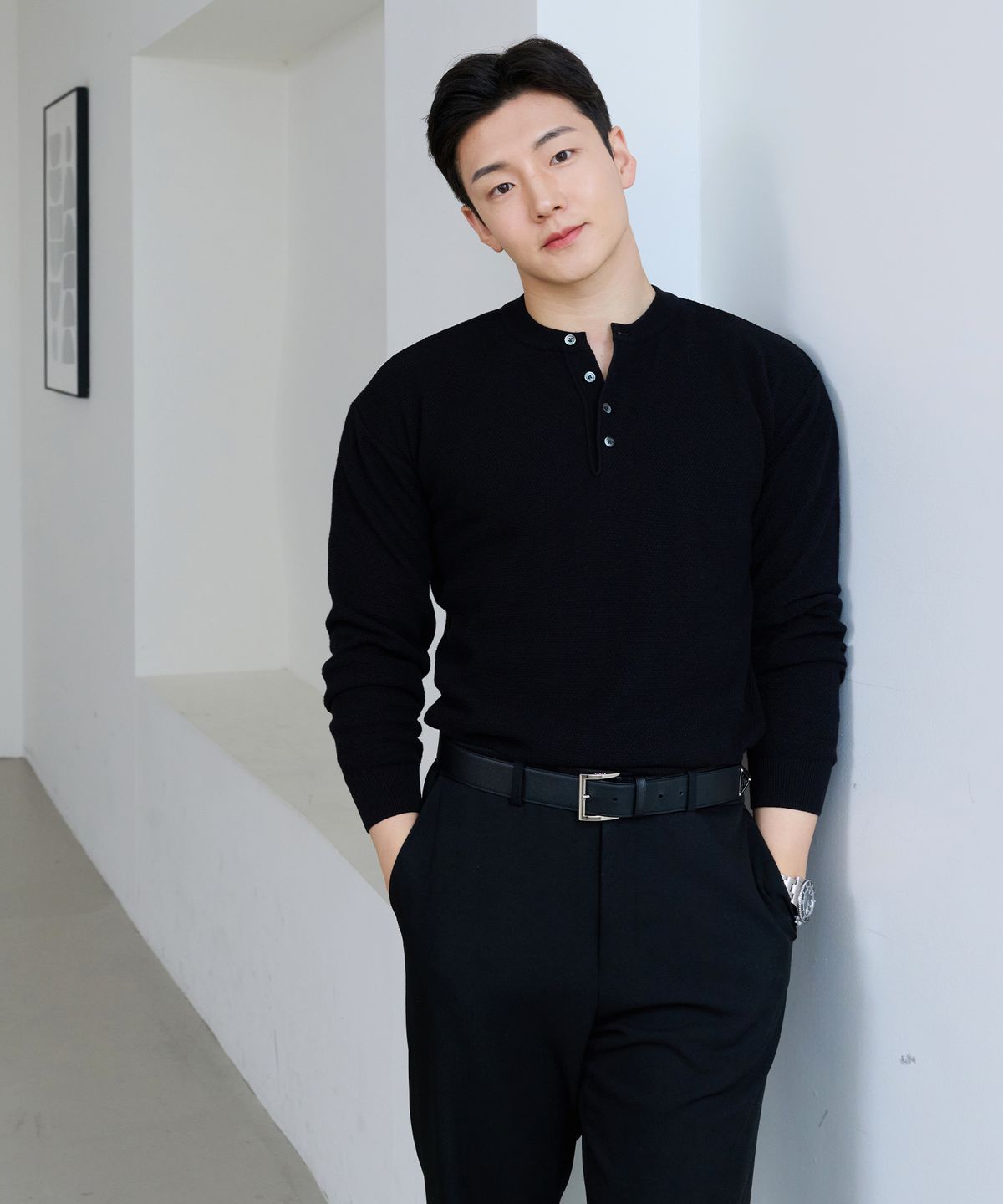 핵쿨남(HECKCOOLNAM) 어깨넓어보이는 남자 머슬핏 니트 긴팔 헨리넥 니트