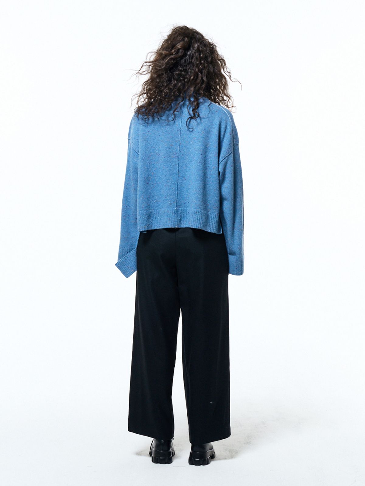 하우스공칠이씨(HAUS072C) WRAP STYLE WOOL WIDE PT BLACK