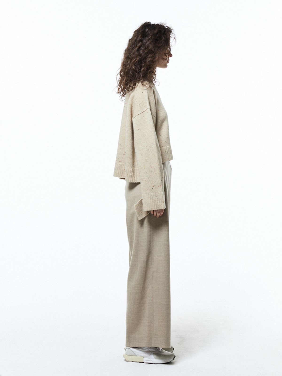 하우스공칠이씨(HAUS072C) WRAP STYLE WOOL WIDE PT BEIGE