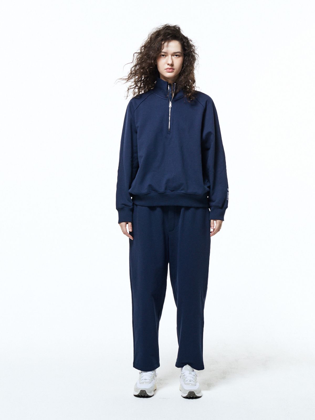 하우스공칠이씨(HAUS072C) TERRY SETUP PANTS NAVY