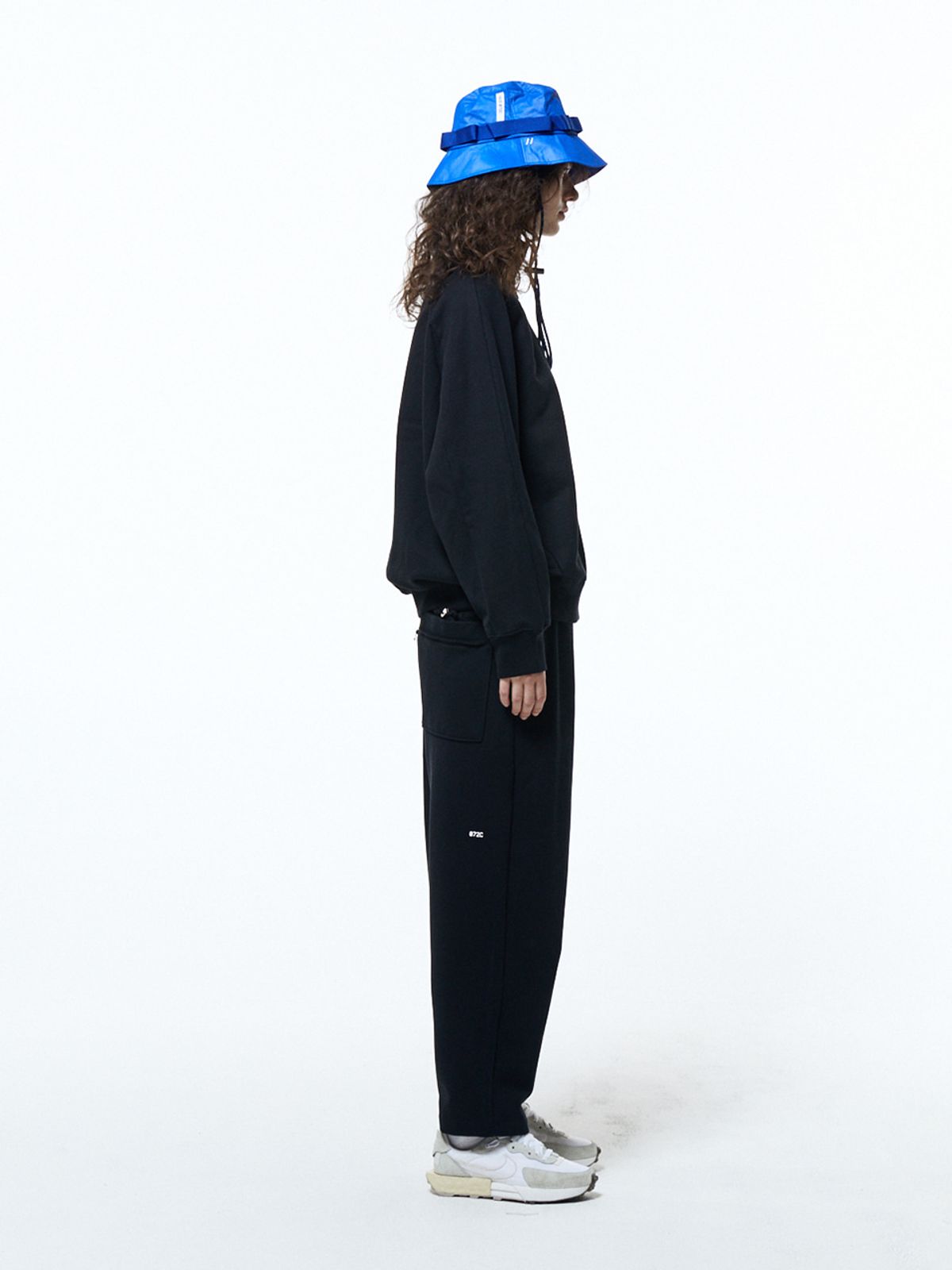 하우스공칠이씨(HAUS072C) TERRY SETUP PANTS BLACK
