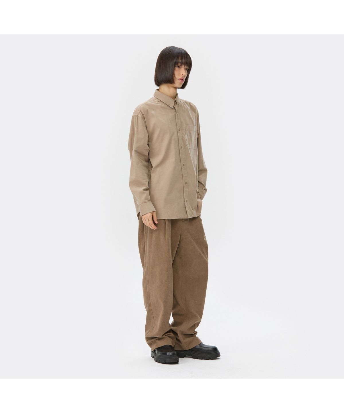 커스텀멜로우(CUSTOMELLOW) Beige Oversized Fit Layerd Corduroy Shirt CWSAW25143BEX