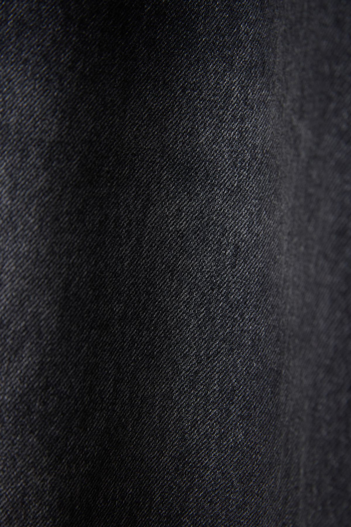 해칭룸(HATCHINGROOM) Dart Jeans Ash Grey