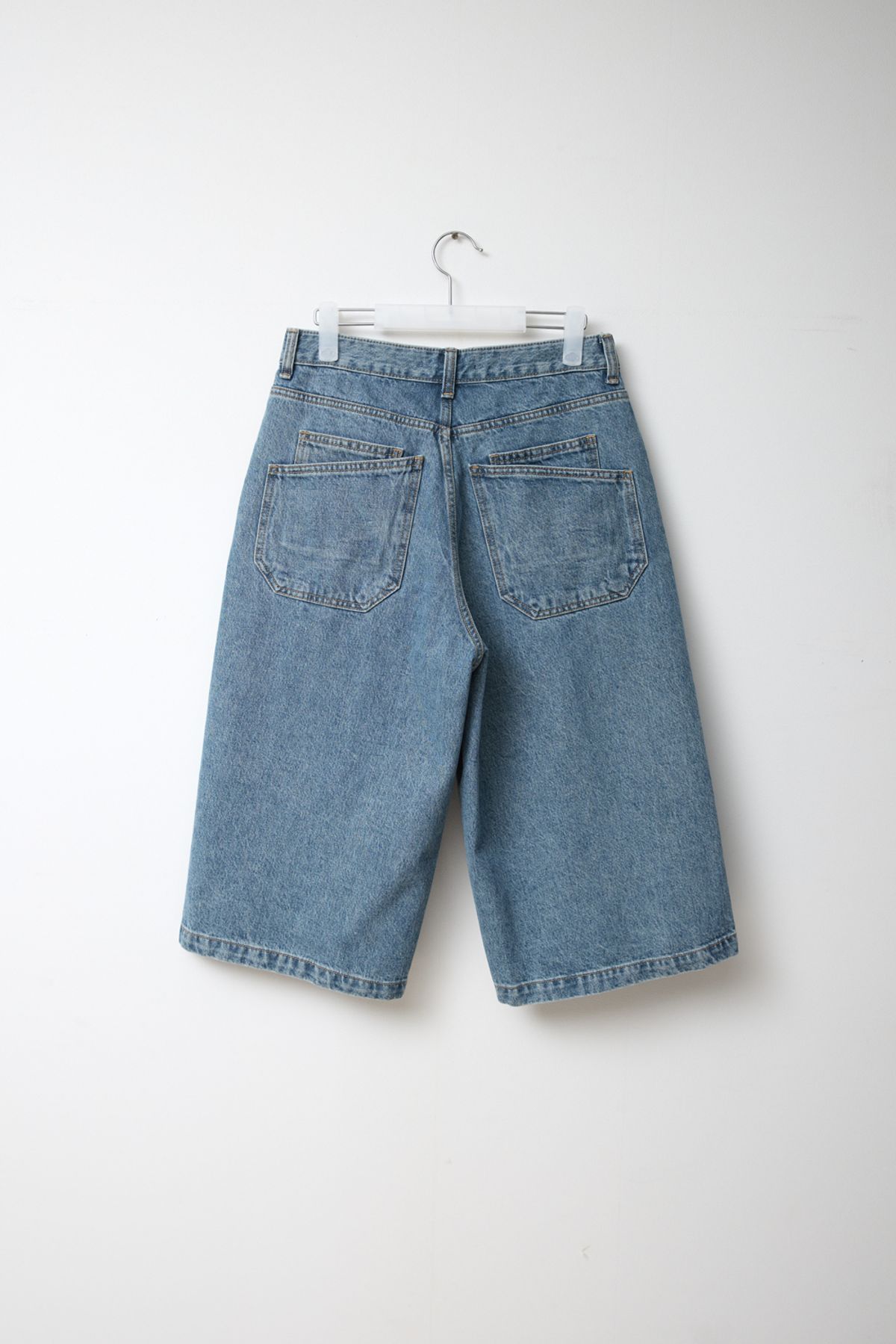 해칭룸(HATCHINGROOM) Bermuda Denim Shorts Blue