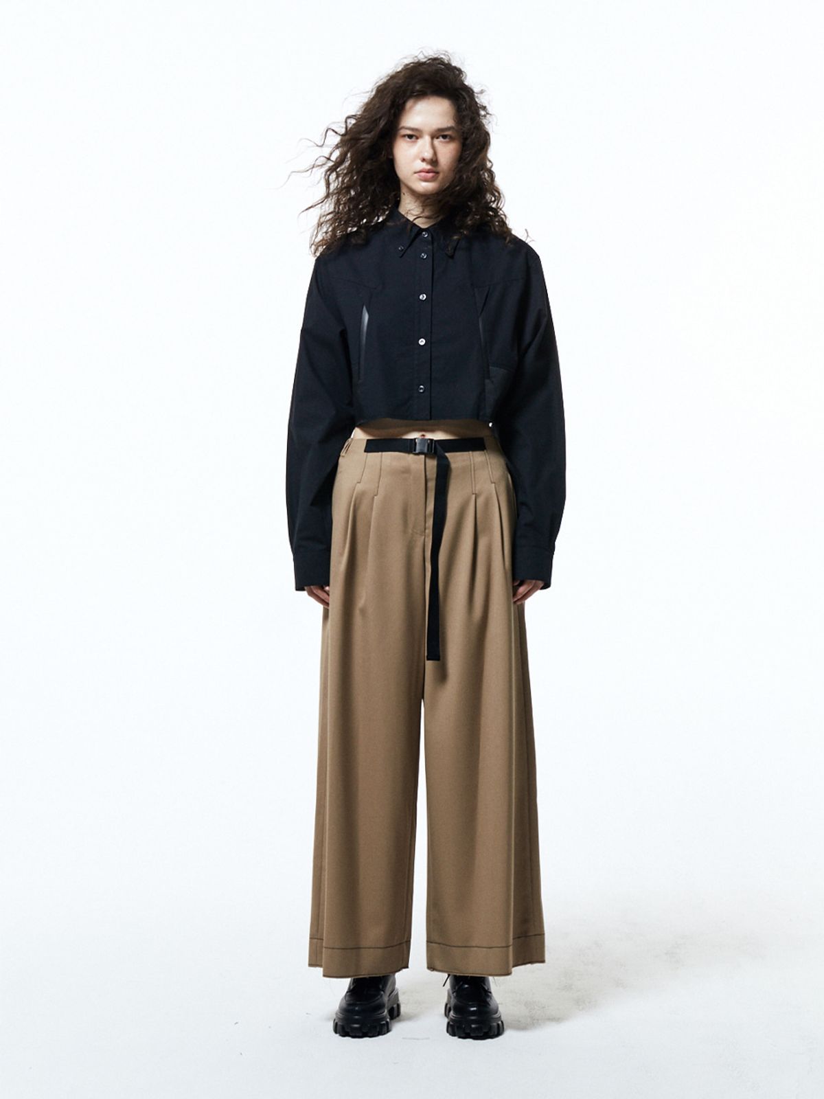 하우스공칠이씨(HAUS072C) SHORT SHIRTS BLACK