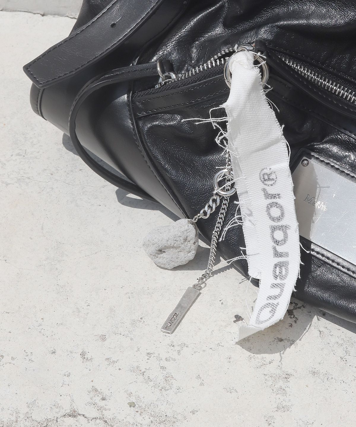 쿼르코어(QUARQOR) #1019_Rough keyring