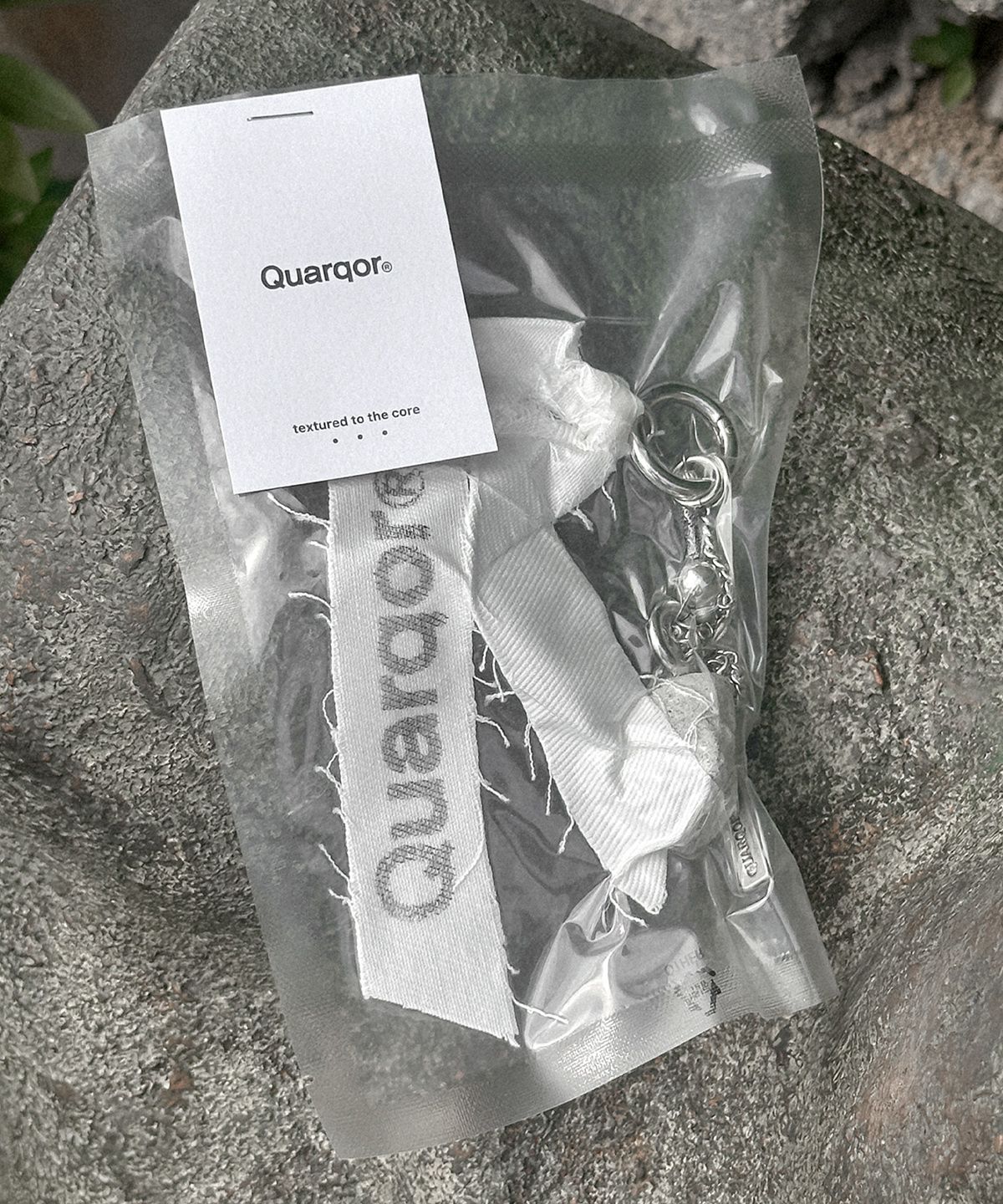 쿼르코어(QUARQOR) #1019_Rough keyring