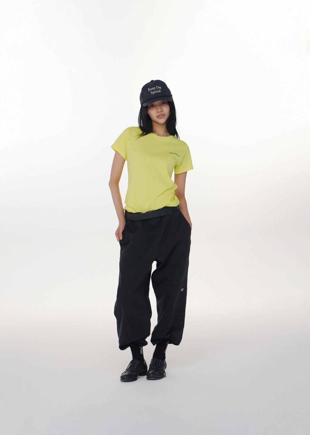 어텐즈(ATTENDS) Attends for cuteness tee (Yellow)