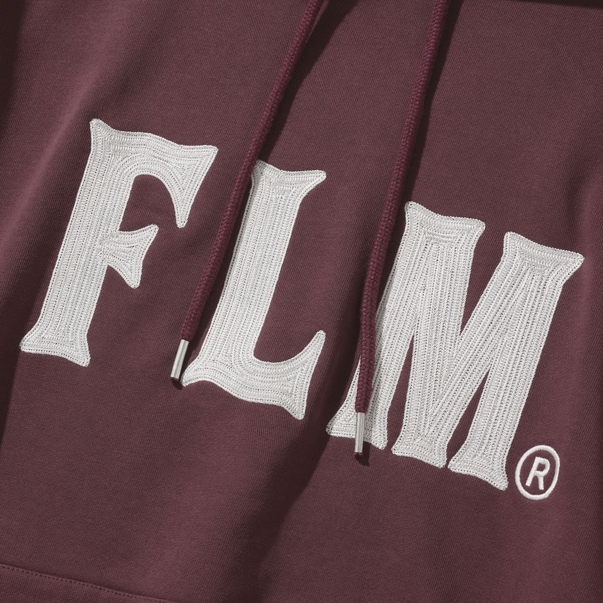 필루미네이트(FILLUMINATE) FLM 스티치 로고 후디-와인