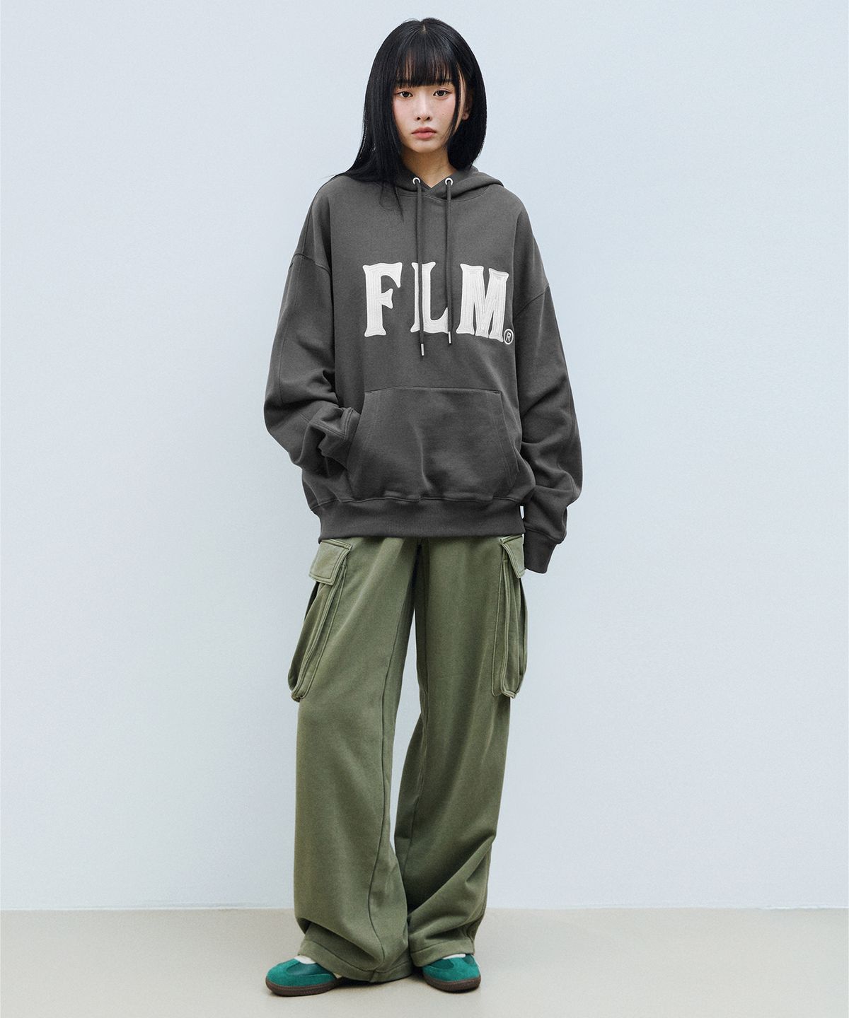 필루미네이트(FILLUMINATE) FLM 스티치 로고 후디-와인