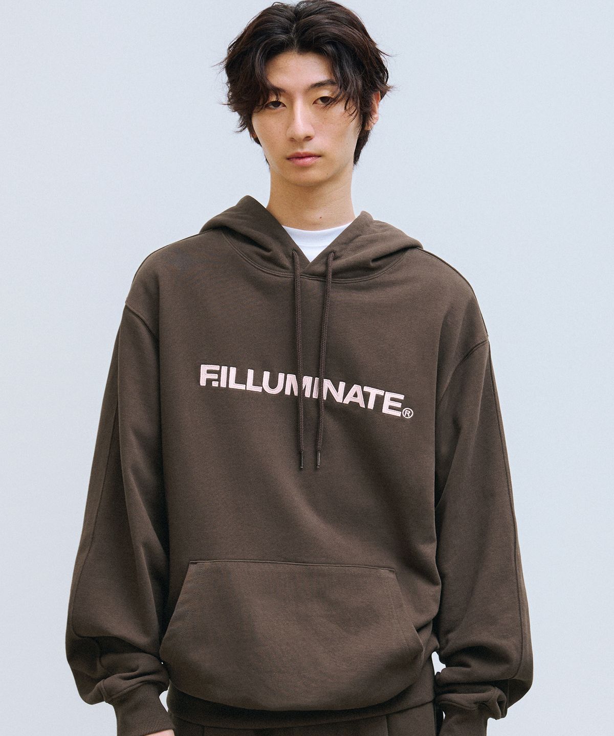 필루미네이트(FILLUMINATE) 시그니처 어센틱 로고 후디-브라운