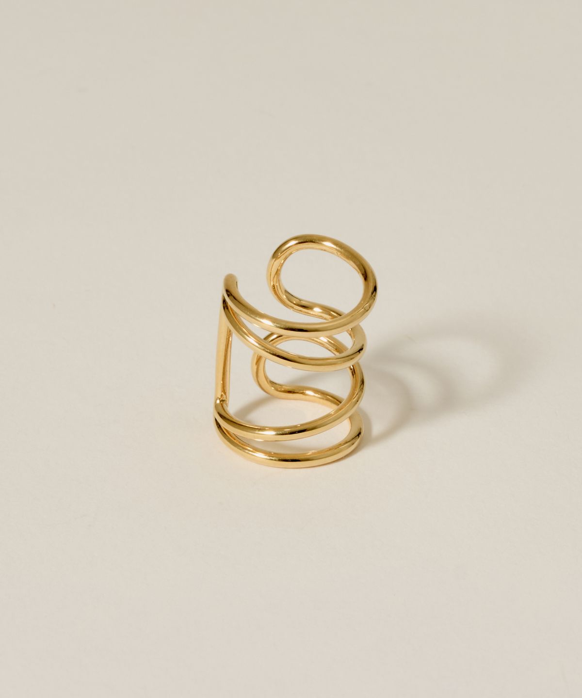 노비스도쿄(NOVICE TOKYO) 루프 이어커프 Loop Ear Cuff / Gold