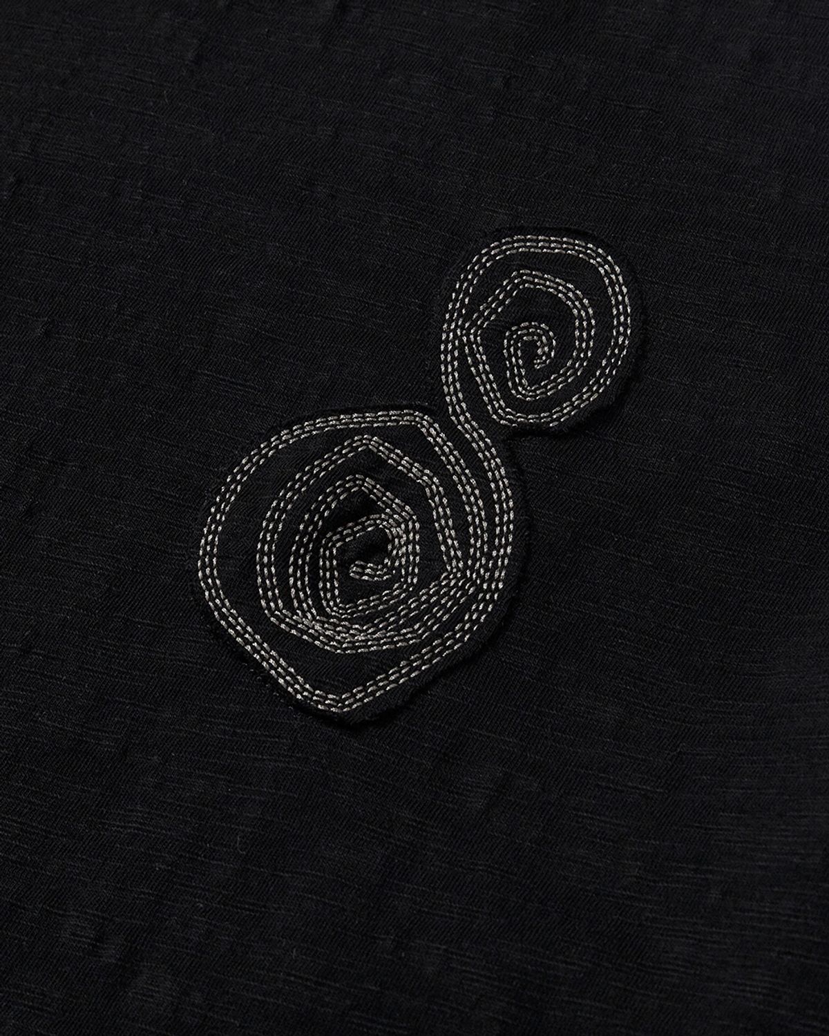 사일런트실러블(SILENTSYLLABLE) Eddy half T-shirts / Black