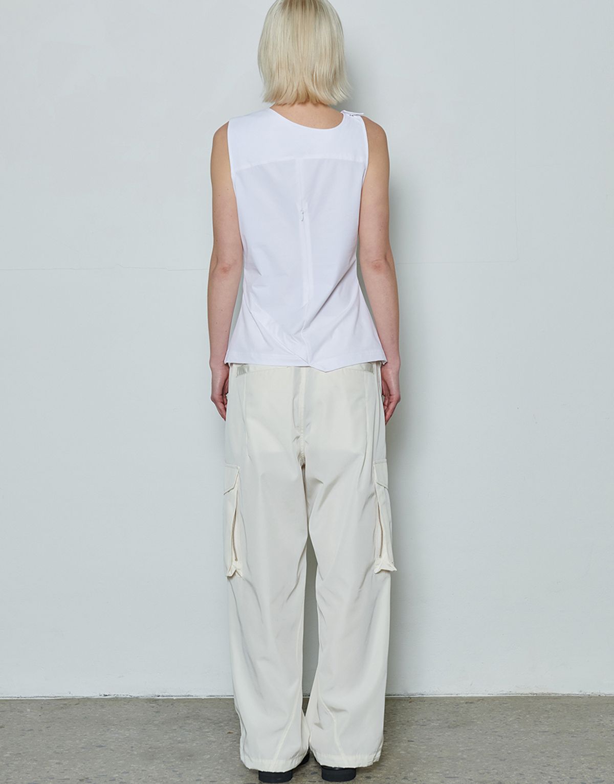 리게(RIGHE) FRONT ZIP CARGO PANTS IVORY