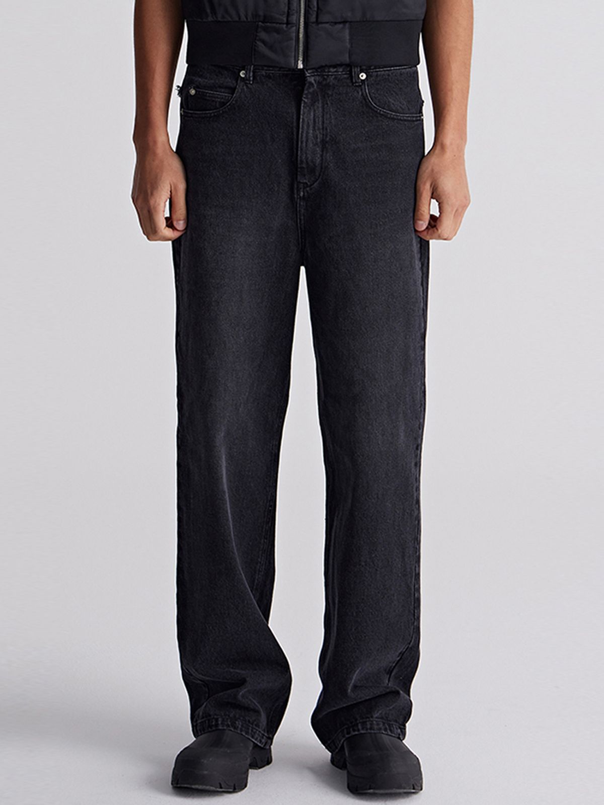 리게(RIGHE) DENIM PANTS CHARCOAL BLACK