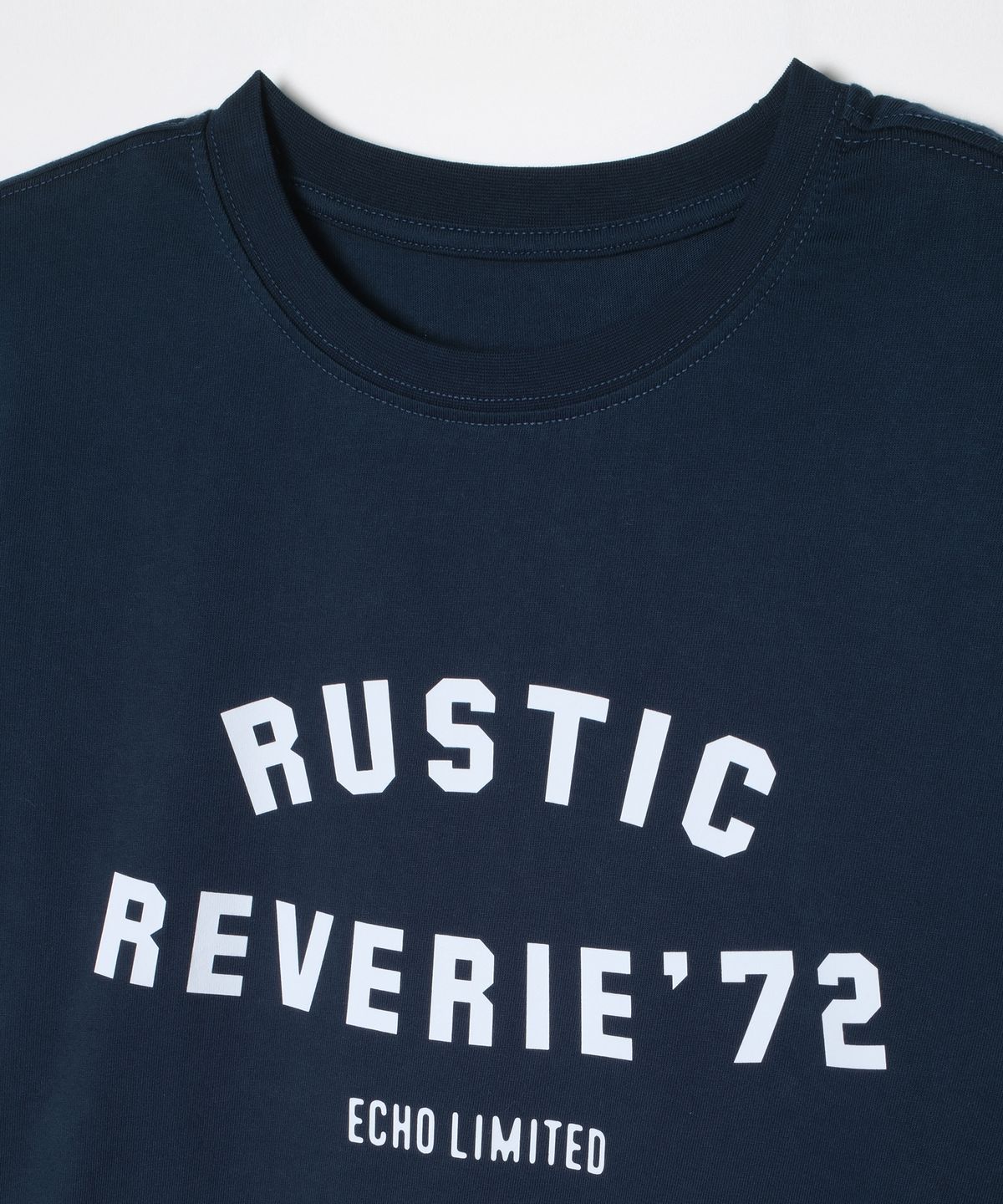 러스틱 레버리(RUSTIC REVERIE) 러스틱 72 아치 로고 오버사이즈 티셔츠_네이비