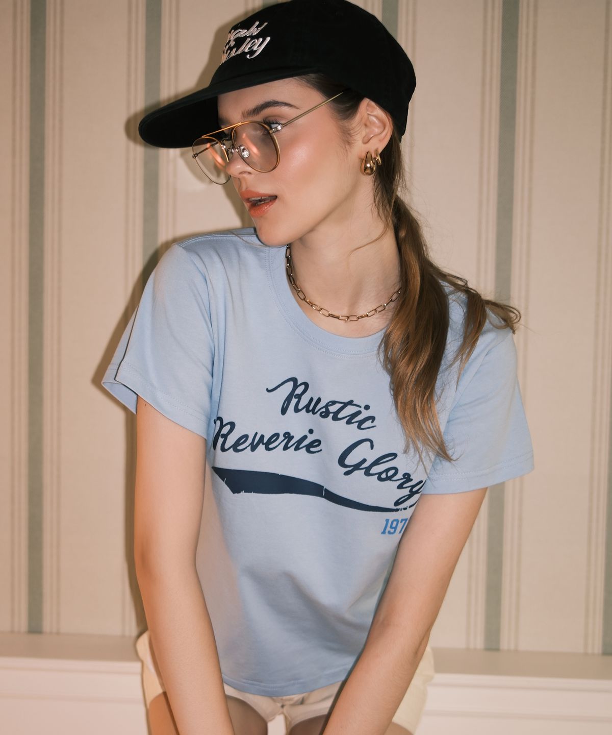 러스틱 레버리(RUSTIC REVERIE) 러스틱 레버리 글로리 크롭 티셔츠_스카이블루