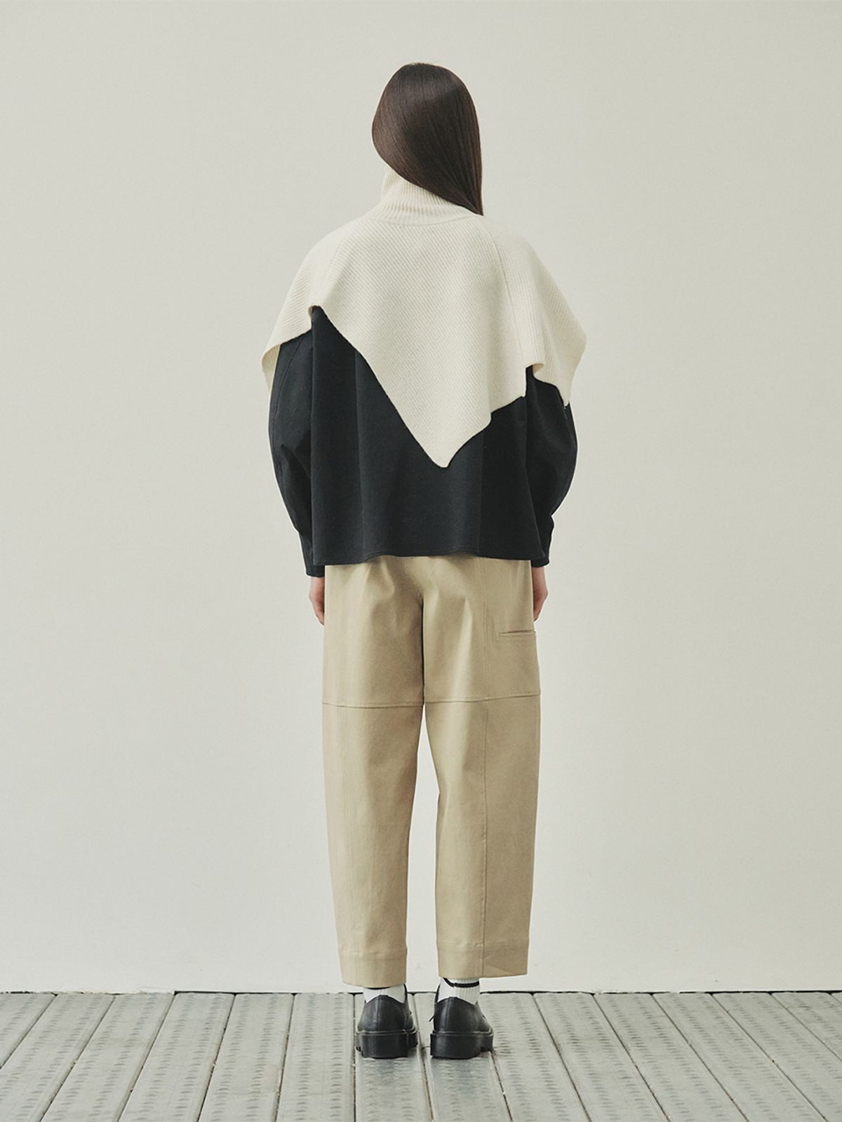하우스공칠이씨(HAUS072C) VESTA KVT IVORY